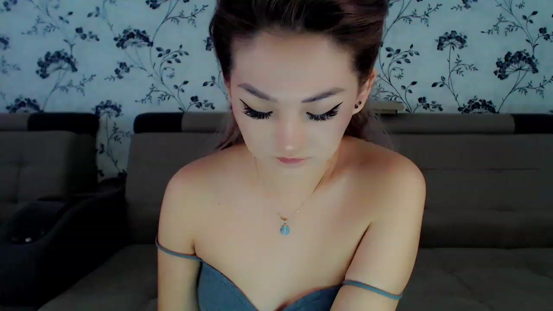 Gallery image thumbnail from Oiuysgdb's myfreecams stream on, 01/06/2023, 09:48 image 14 of 20