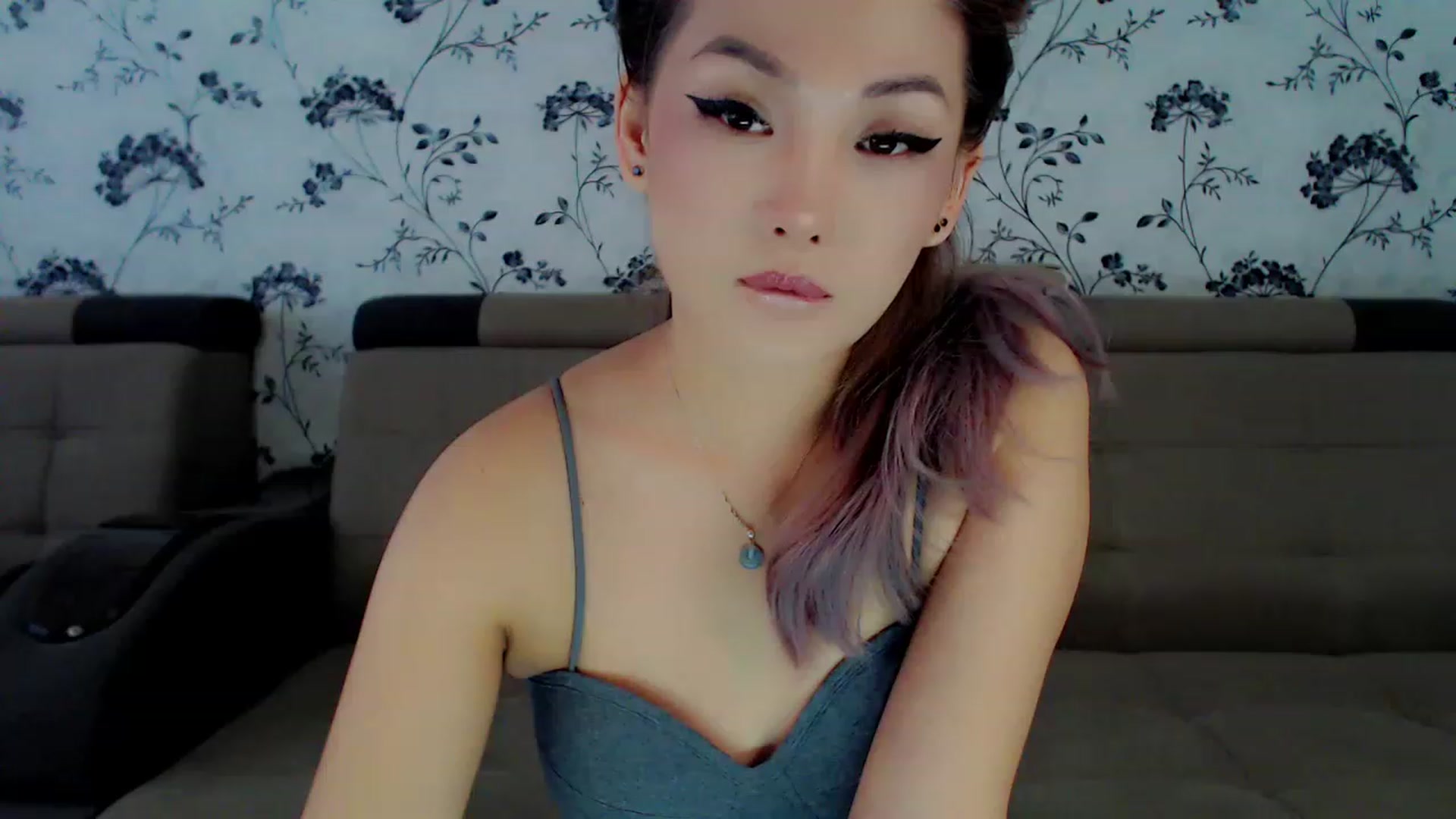 Gallery image thumbnail from Oiuysgdb's myfreecams stream on, 01/06/2023, 09:48 image 4 of 20
