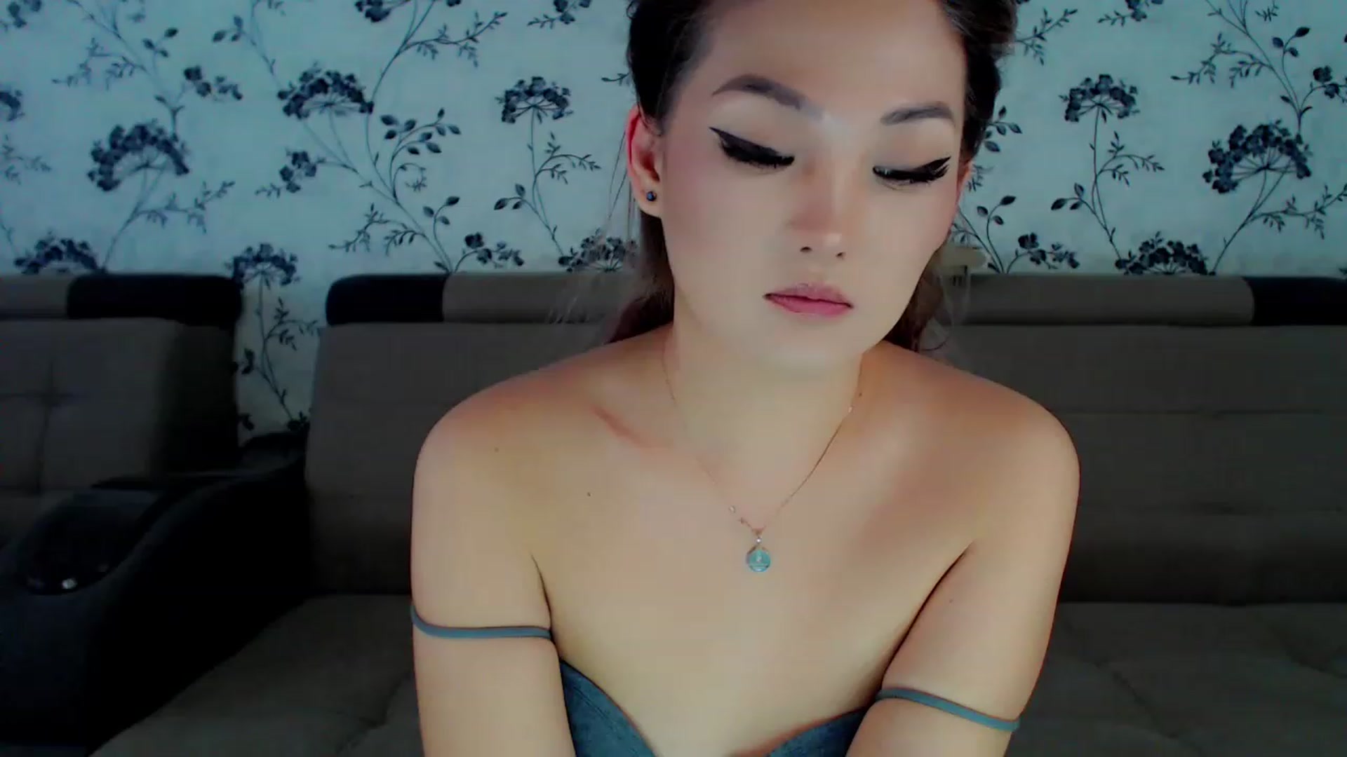 Gallery image thumbnail from Oiuysgdb's myfreecams stream on, 01/06/2023, 09:48 image 13 of 20