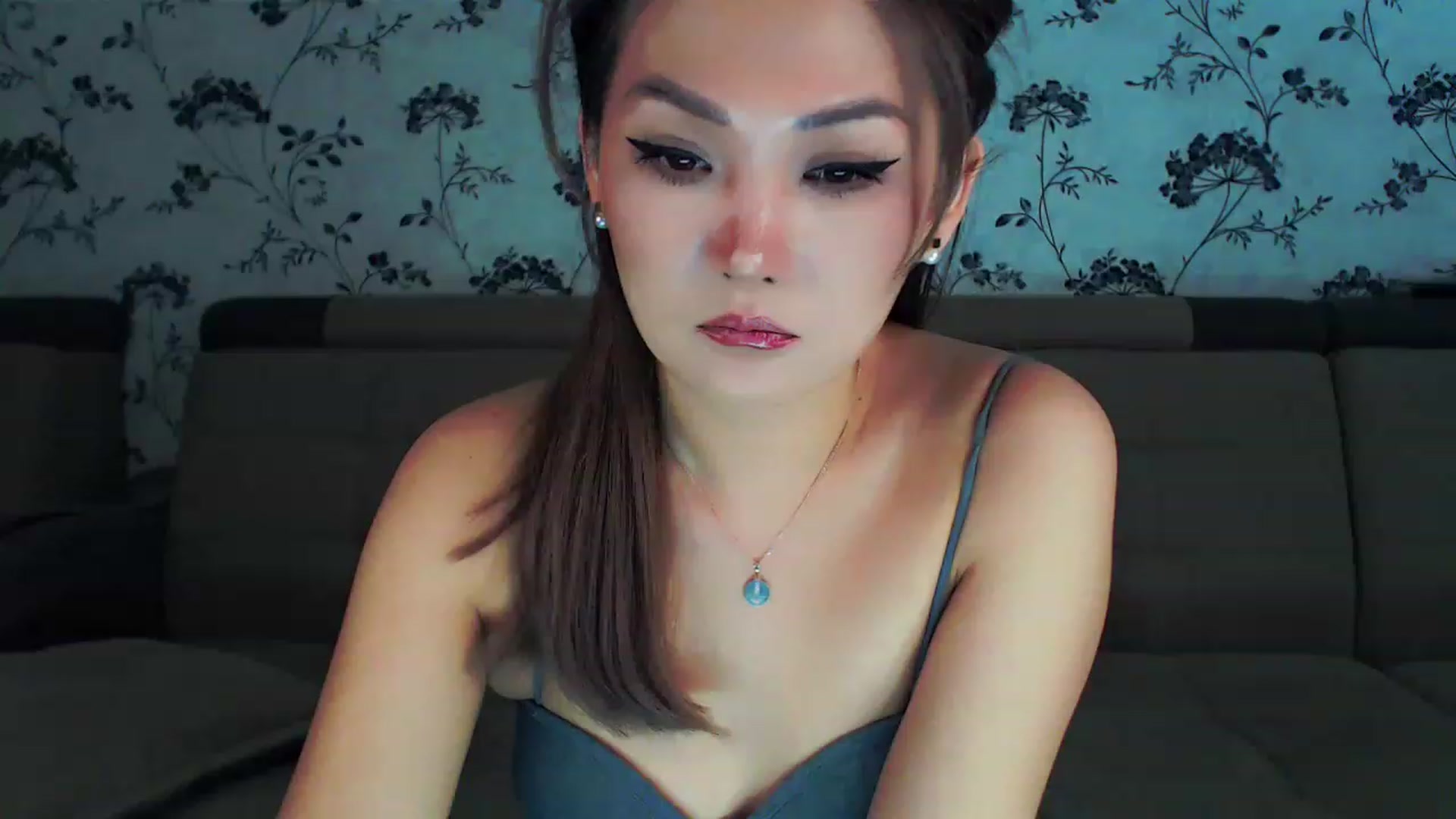Gallery image thumbnail from Oiuysgdb's myfreecams stream on, 01/15/2023, 12:41 image 7 of 20