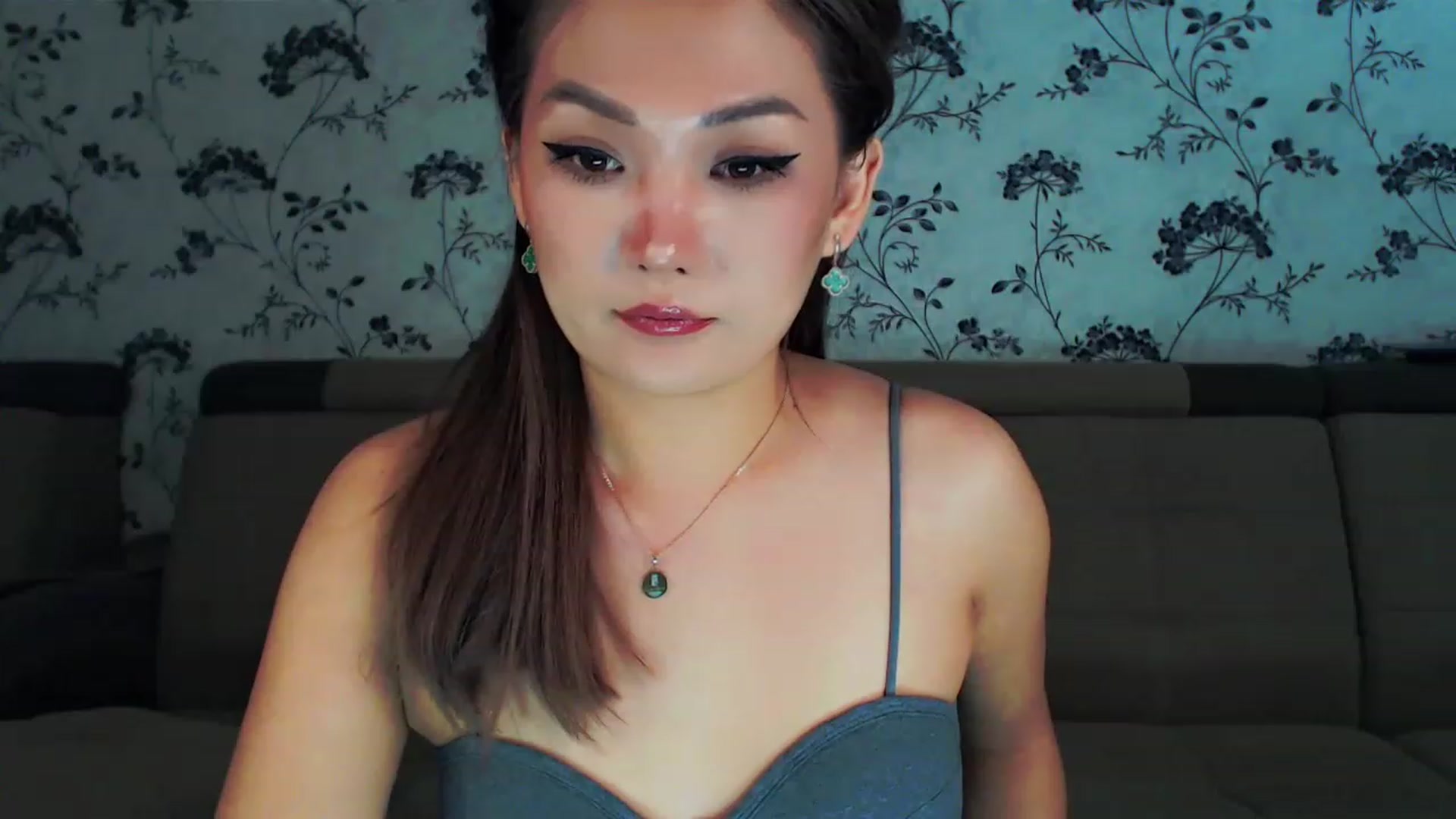 Gallery image thumbnail from Oiuysgdb's myfreecams stream on, 01/15/2023, 14:06 image 8 of 20