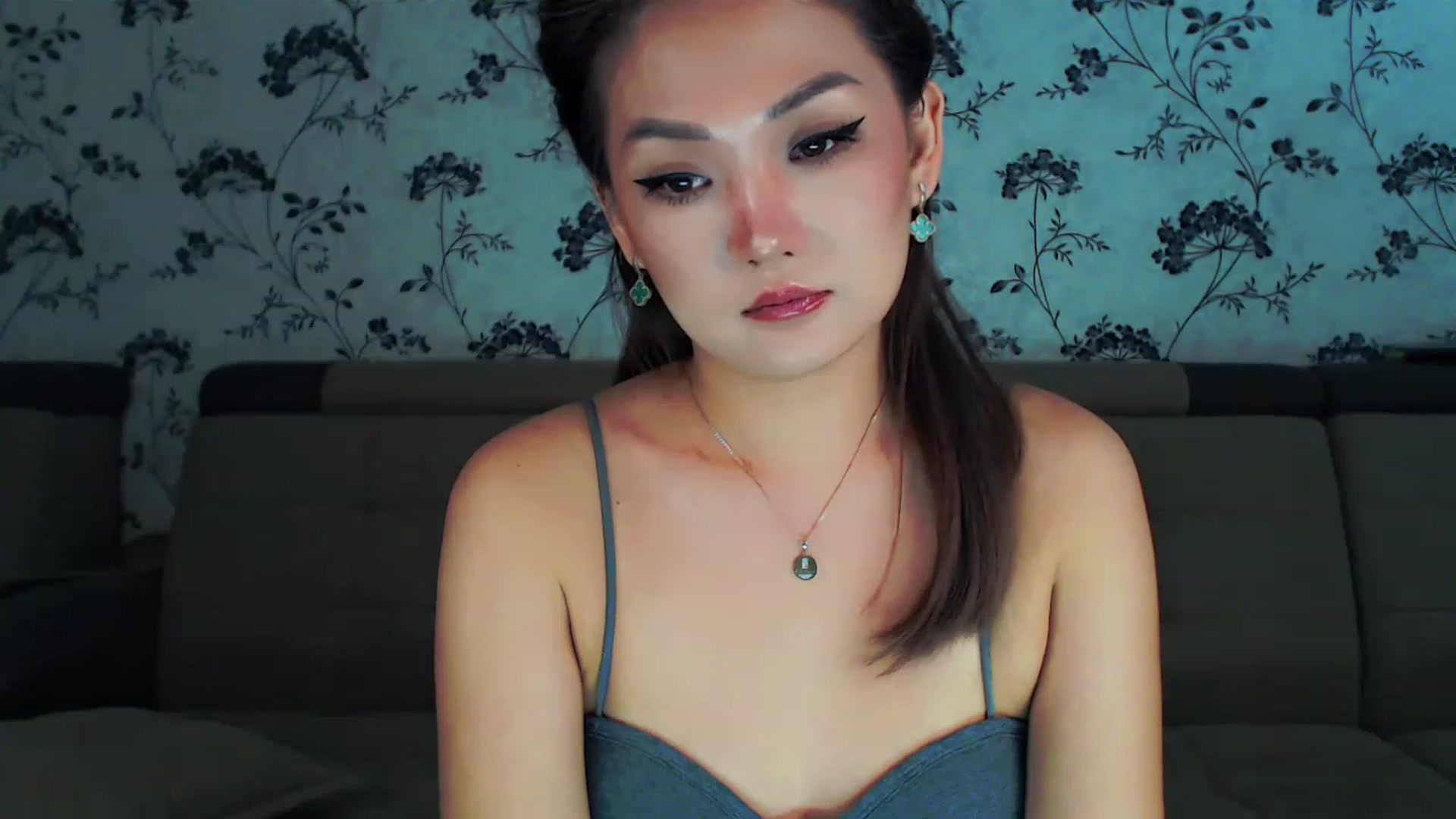 Gallery image thumbnail from Oiuysgdb's myfreecams stream on, 01/15/2023, 14:06 image 4 of 20