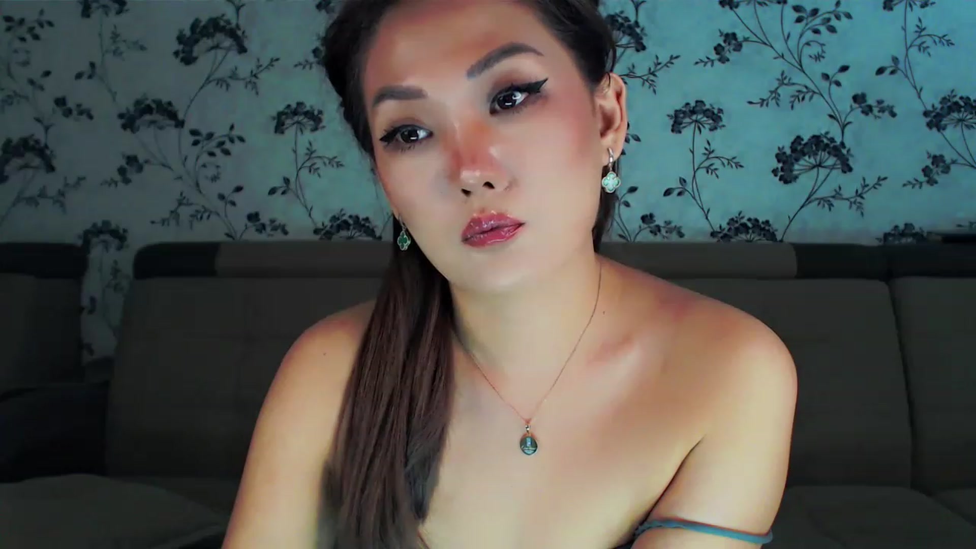 Gallery image thumbnail from Oiuysgdb's myfreecams stream on, 01/15/2023, 14:06 image 12 of 20