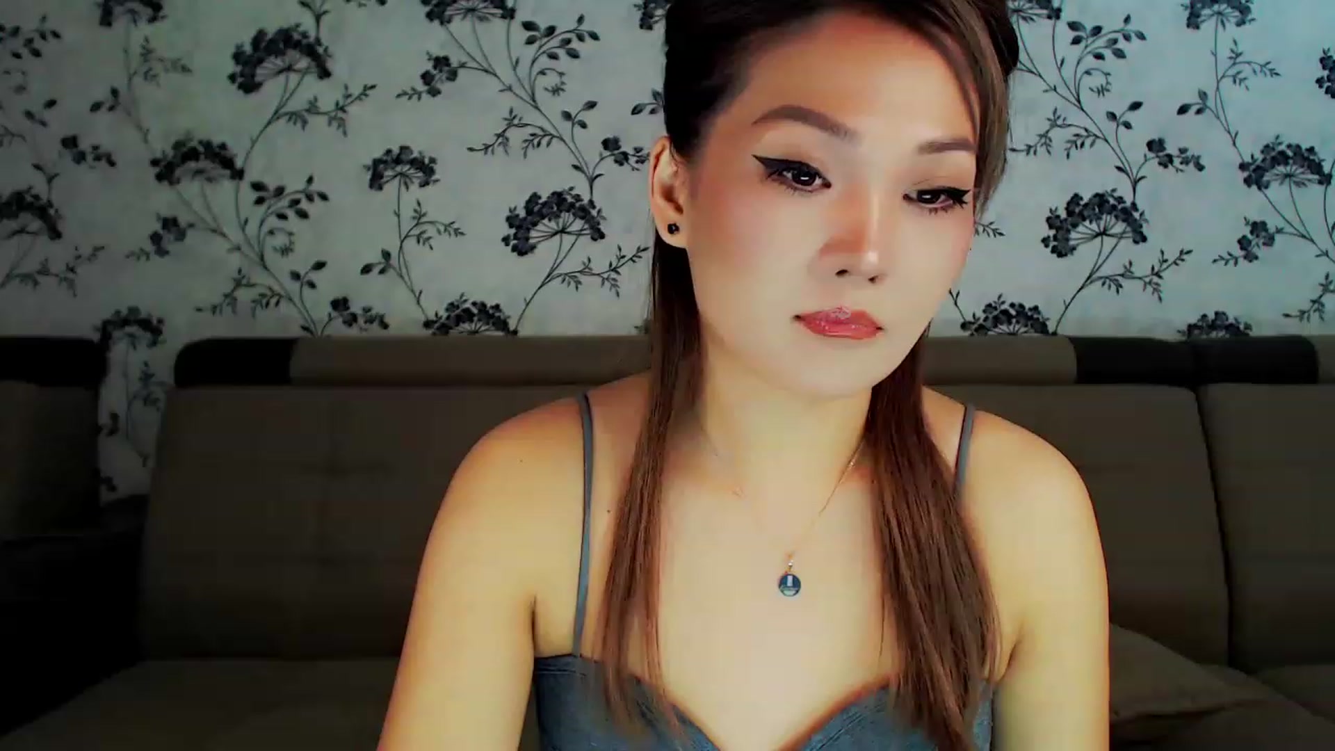 Gallery image thumbnail from Oiuysgdb's myfreecams stream on, 01/25/2023, 16:25 image 7 of 20