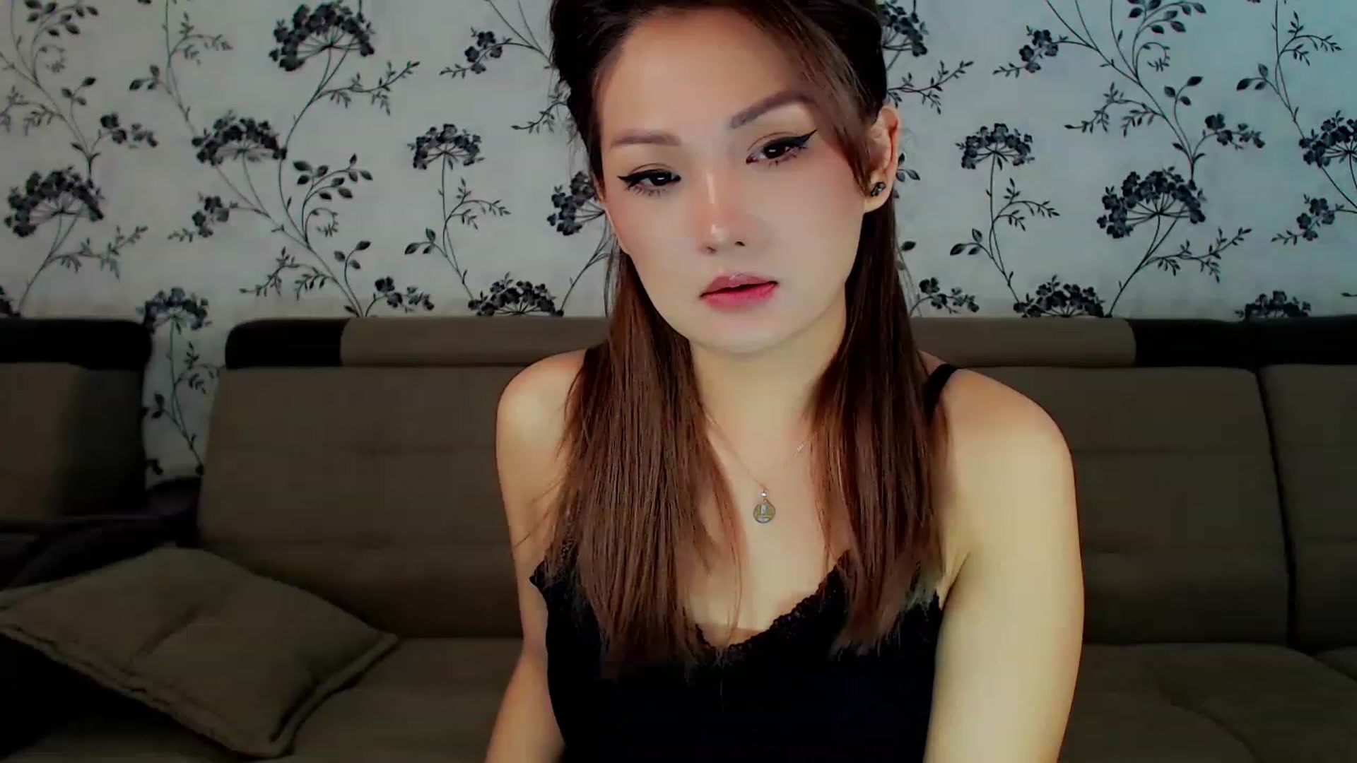 Gallery image thumbnail from Oiuysgdb's myfreecams stream on, 01/26/2023, 11:25 image 5 of 20