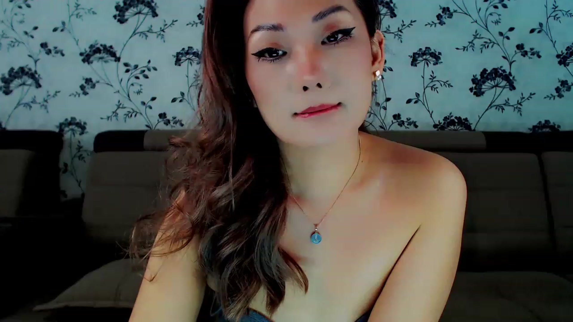 Gallery image thumbnail from Oiuysgdb's myfreecams stream on, 01/29/2023, 11:29 image 14 of 20