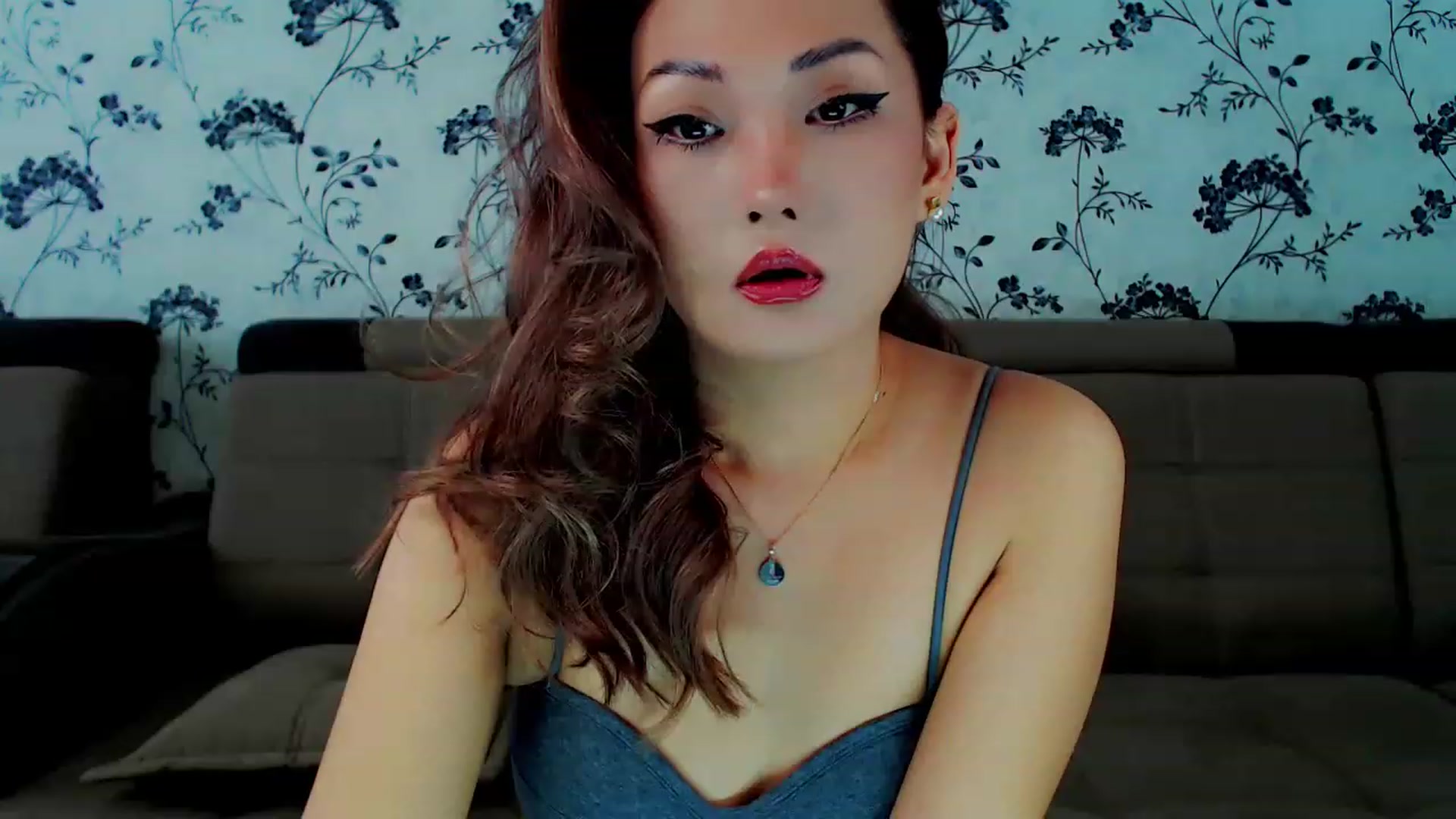 Gallery image thumbnail from Oiuysgdb's myfreecams stream on, 01/29/2023, 11:29 image 1 of 20