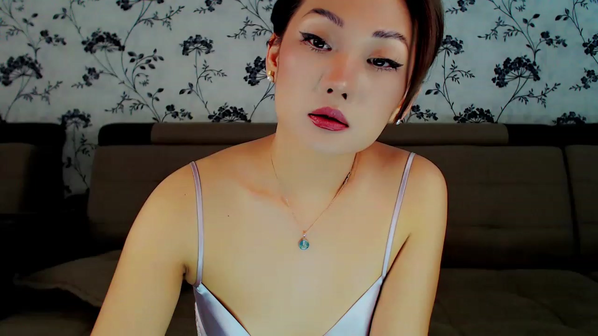 Gallery image thumbnail from Oiuysgdb's myfreecams stream on, 01/30/2023, 10:42 image 15 of 20