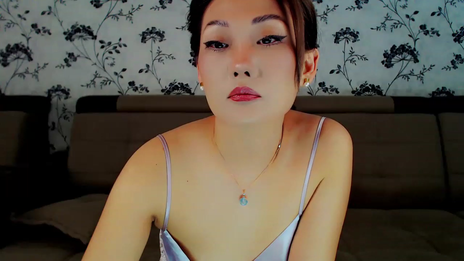 Gallery image thumbnail from Oiuysgdb's myfreecams stream on, 01/30/2023, 10:42 image 14 of 20