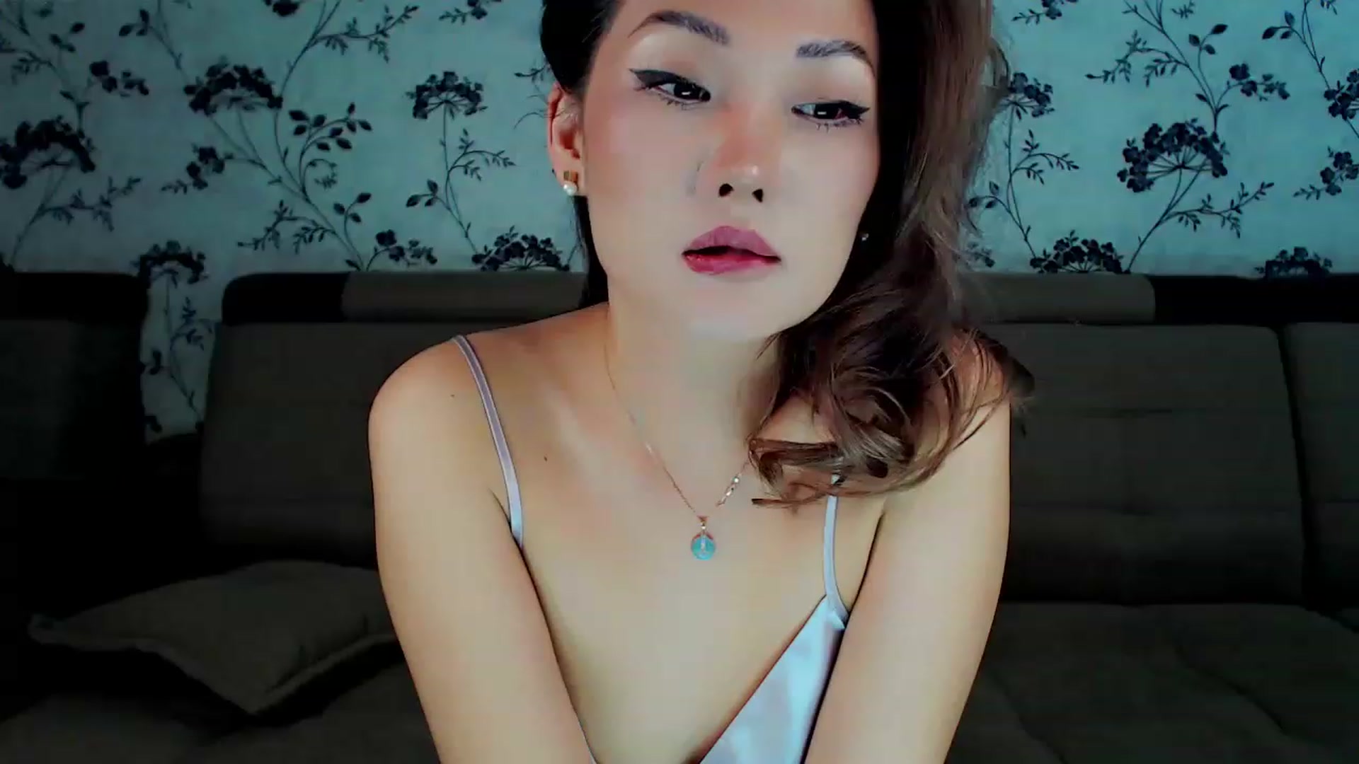 Gallery image thumbnail from Oiuysgdb's myfreecams stream on, 01/30/2023, 13:19 image 3 of 20