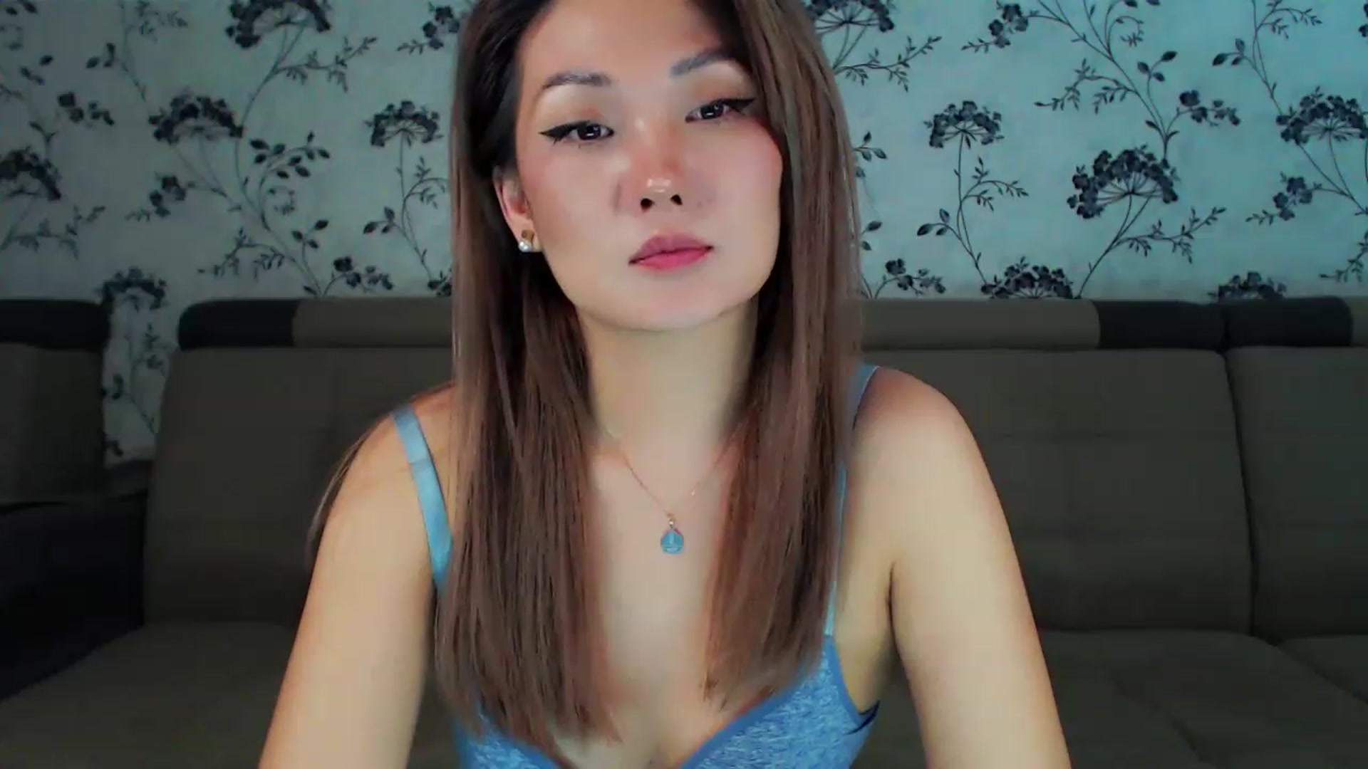 Gallery image thumbnail from Oiuysgdb's myfreecams stream on, 02/07/2023, 14:25 image 14 of 20