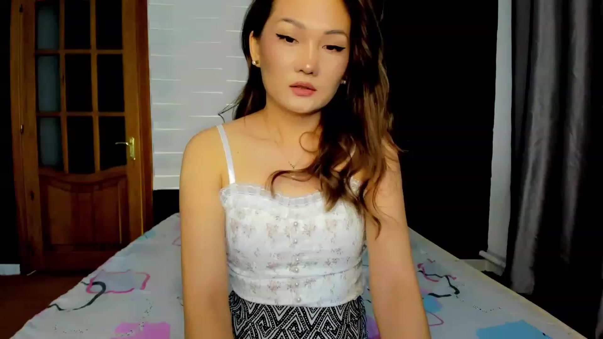 Gallery image thumbnail from Oiuysgdb's myfreecams stream on, 02/26/2023, 14:37 image 8 of 20