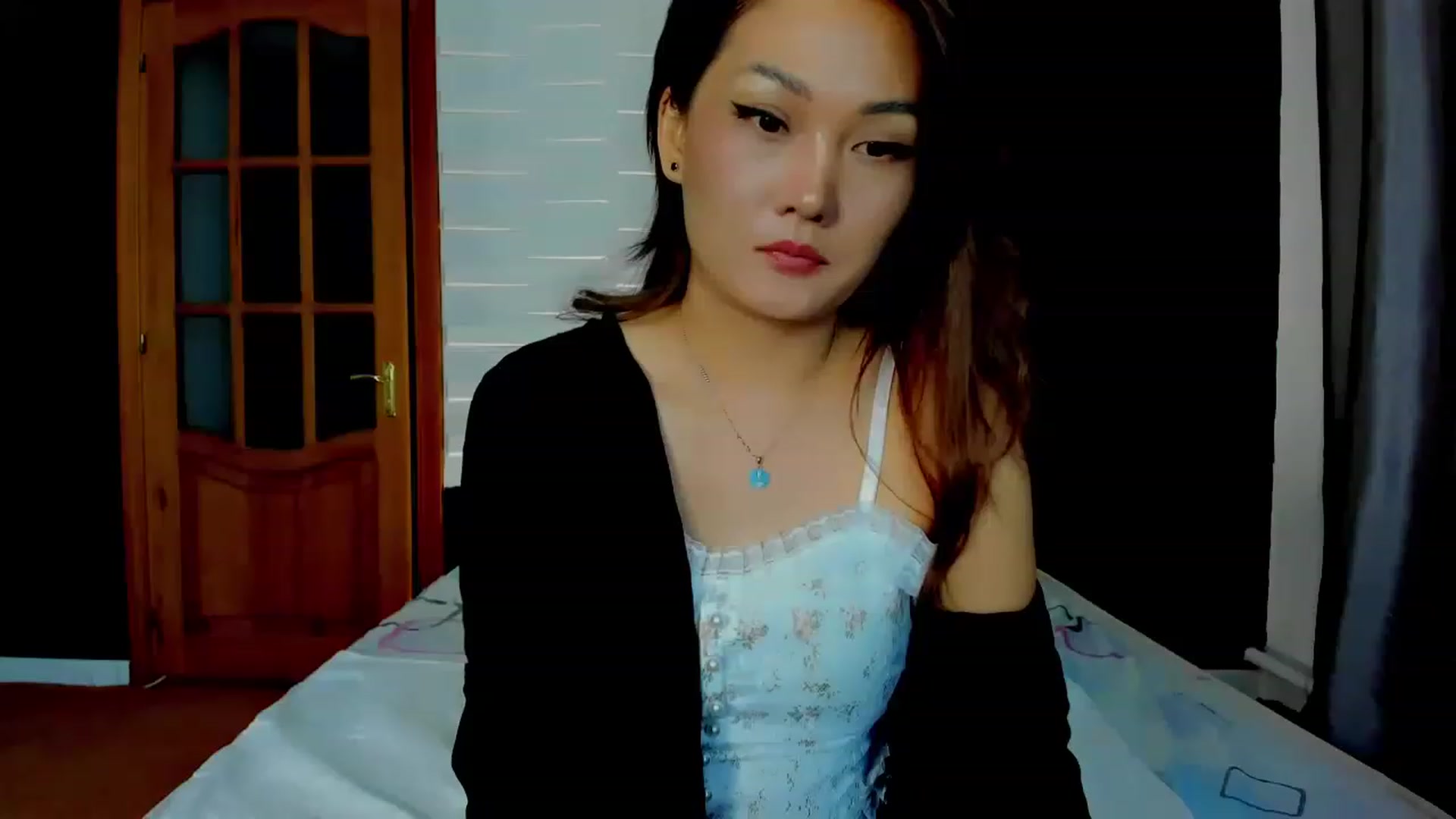Gallery image thumbnail from Oiuysgdb's myfreecams stream on, 02/27/2023, 15:05 image 6 of 20