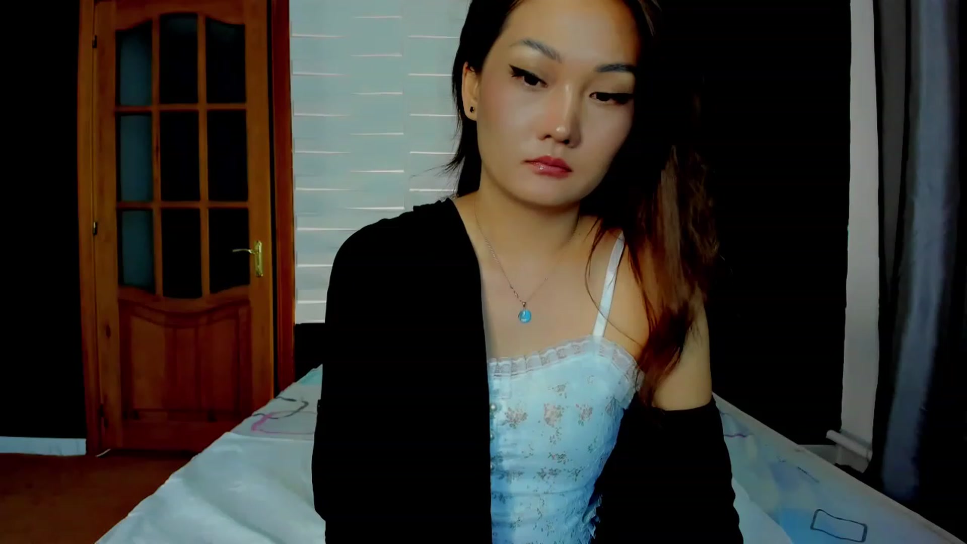 Gallery image thumbnail from Oiuysgdb's myfreecams stream on, 02/27/2023, 15:05 image 9 of 20