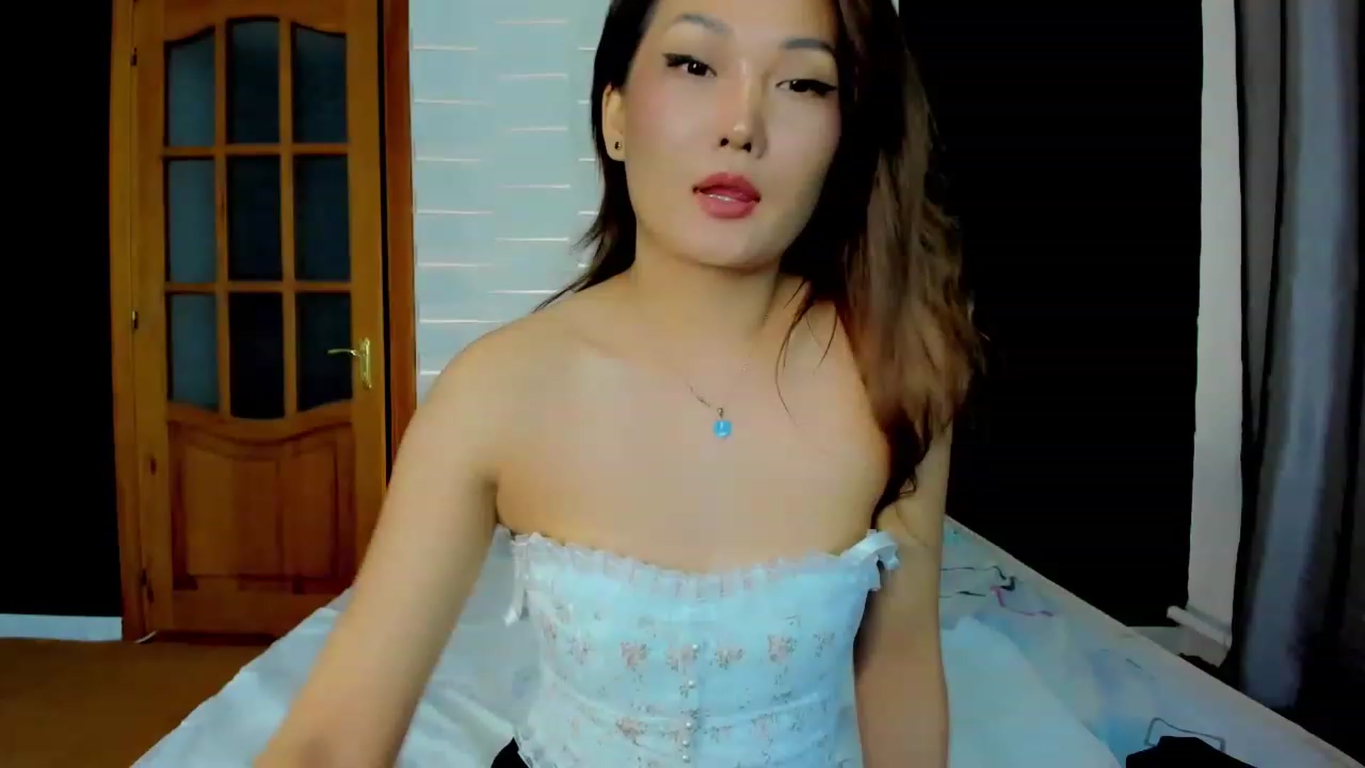 Gallery image thumbnail from Oiuysgdb's myfreecams stream on, 02/27/2023, 15:05 image 19 of 20