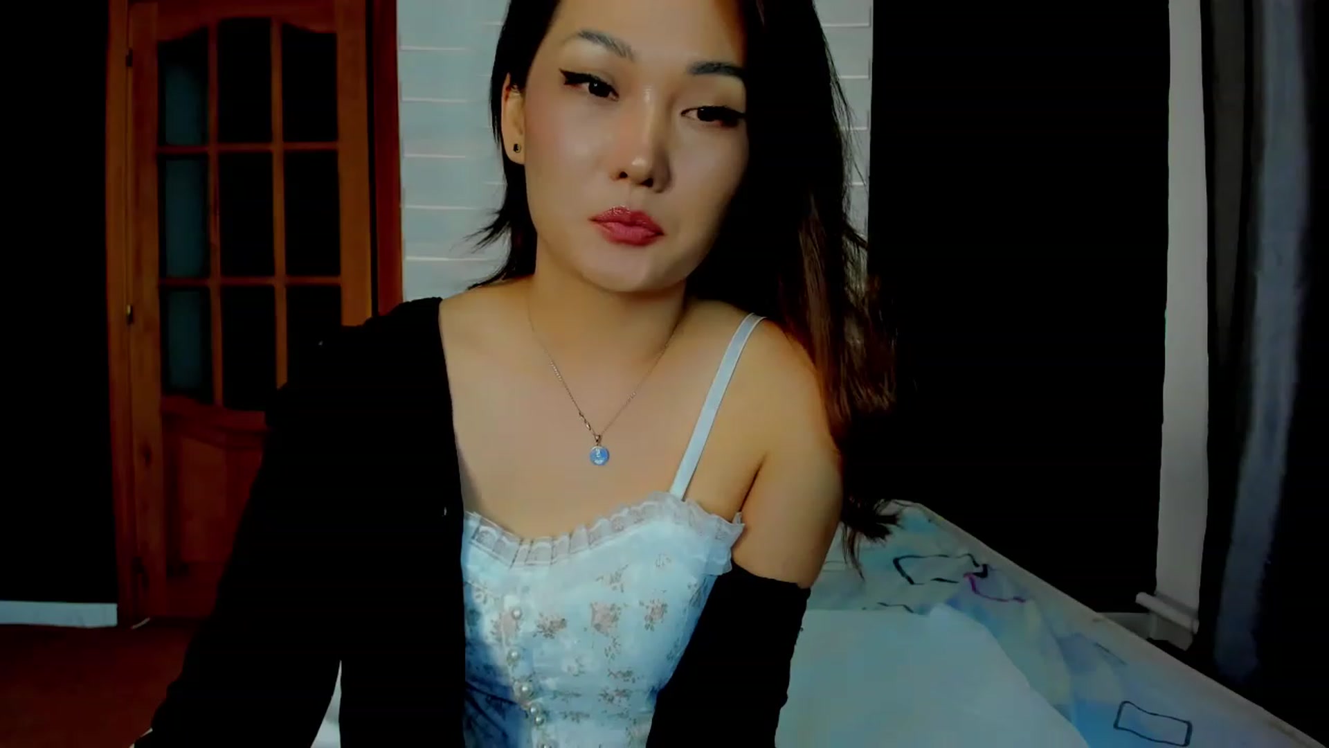 Gallery image thumbnail from Oiuysgdb's myfreecams stream on, 02/27/2023, 15:05 image 3 of 20