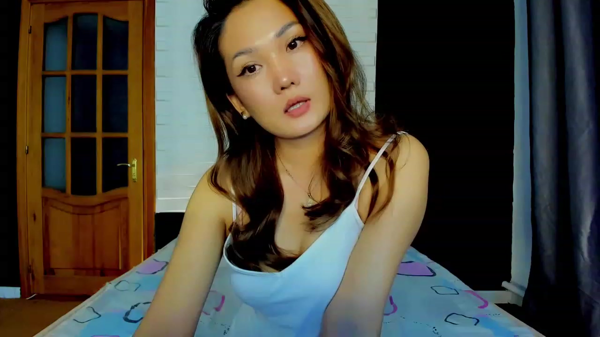 Gallery image thumbnail from Oiuysgdb's myfreecams stream on, 03/11/2023, 16:03 image 11 of 20