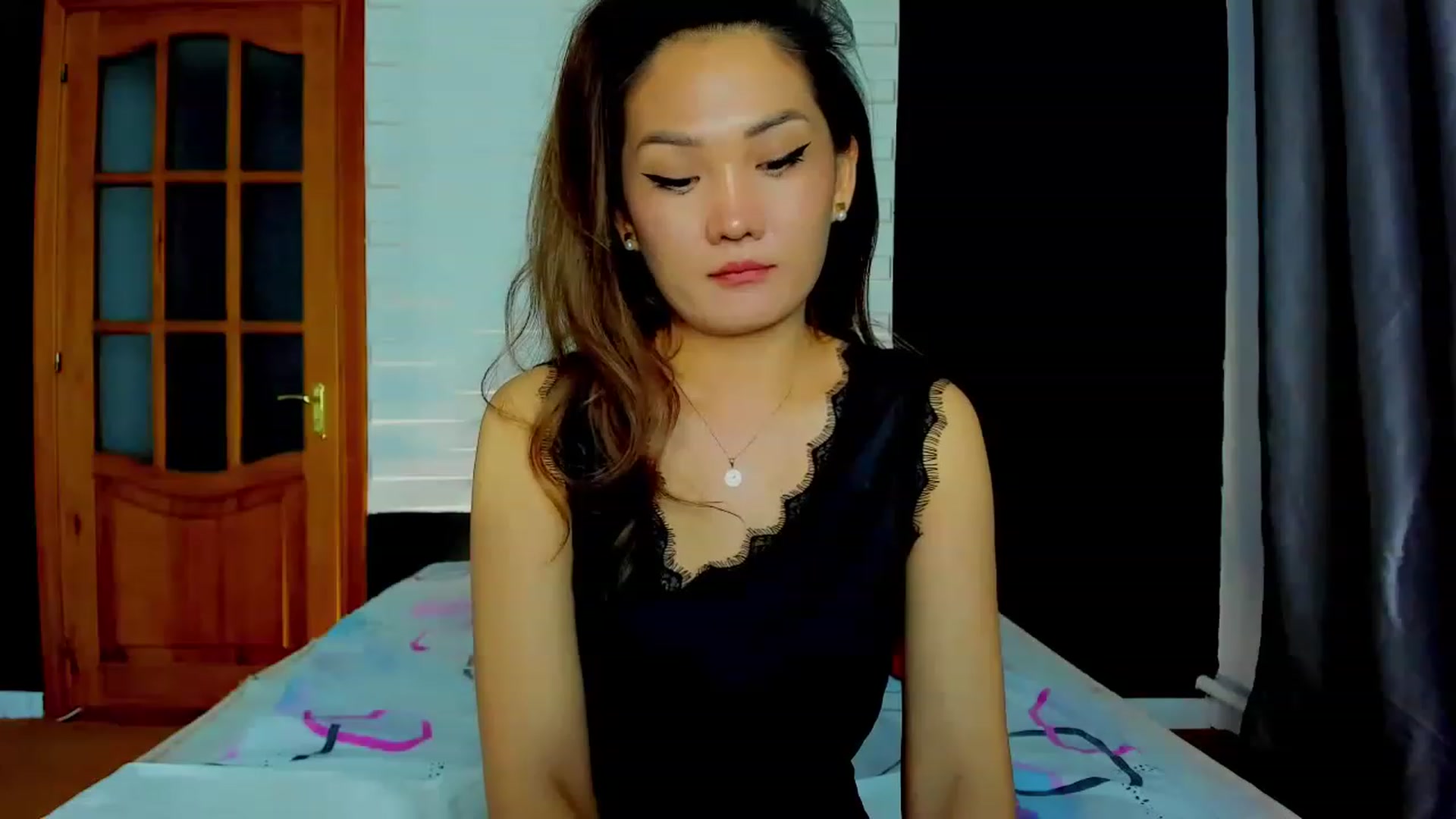 Gallery image thumbnail from Oiuysgdb's myfreecams stream on, 03/12/2023, 16:53 image 17 of 20