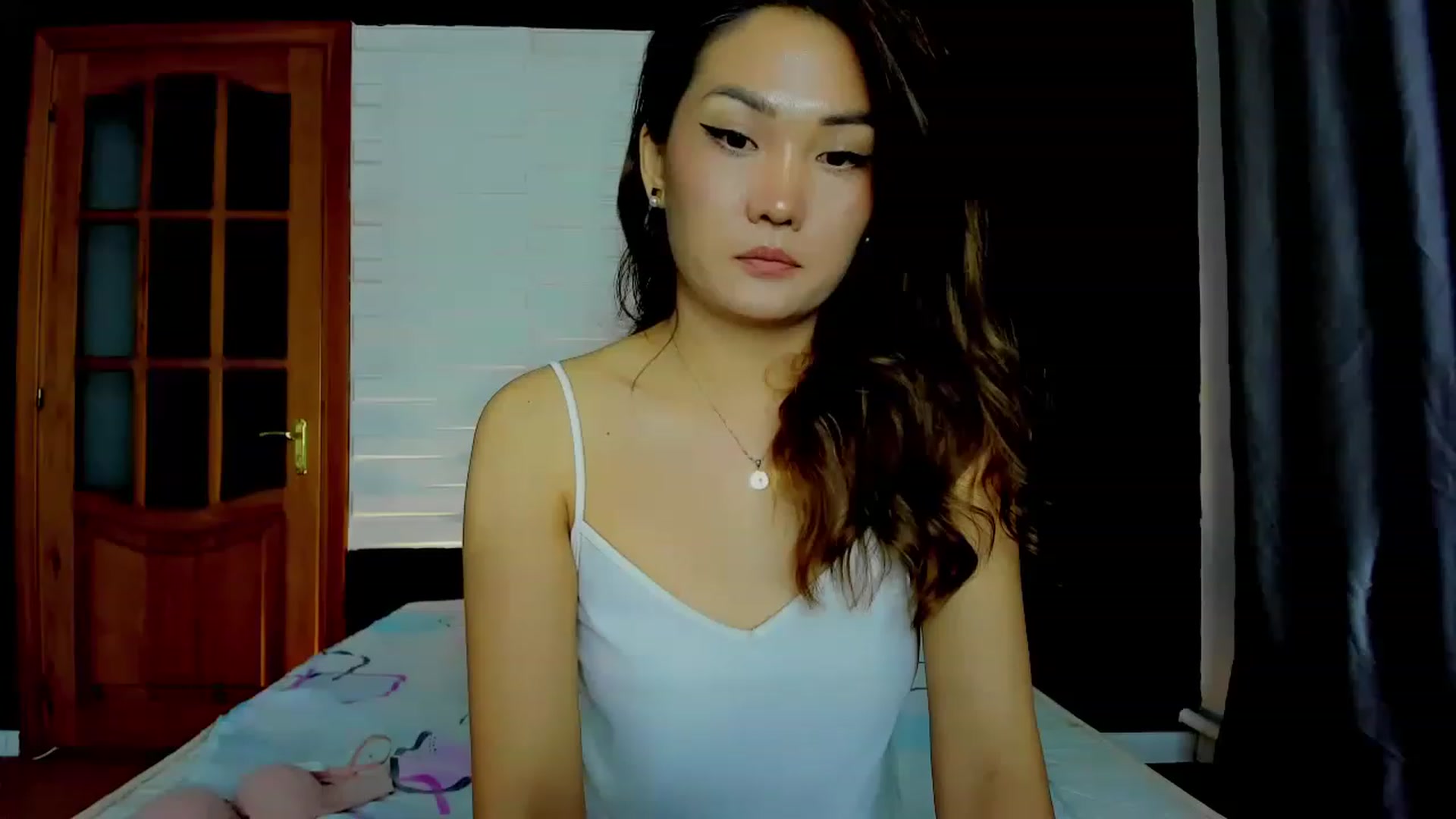 Gallery image thumbnail from Oiuysgdb's myfreecams stream on, 03/14/2023, 17:26 image 16 of 20