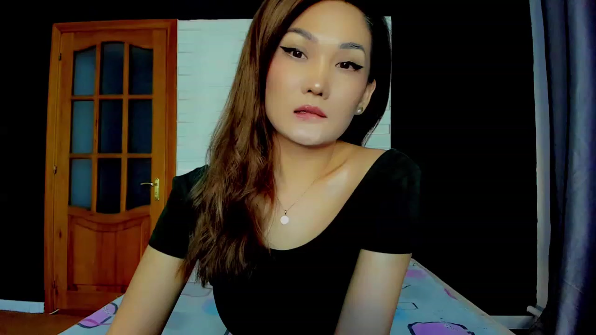 Gallery image thumbnail from Oiuysgdb's myfreecams stream on, 03/15/2023, 15:17 image 2 of 20