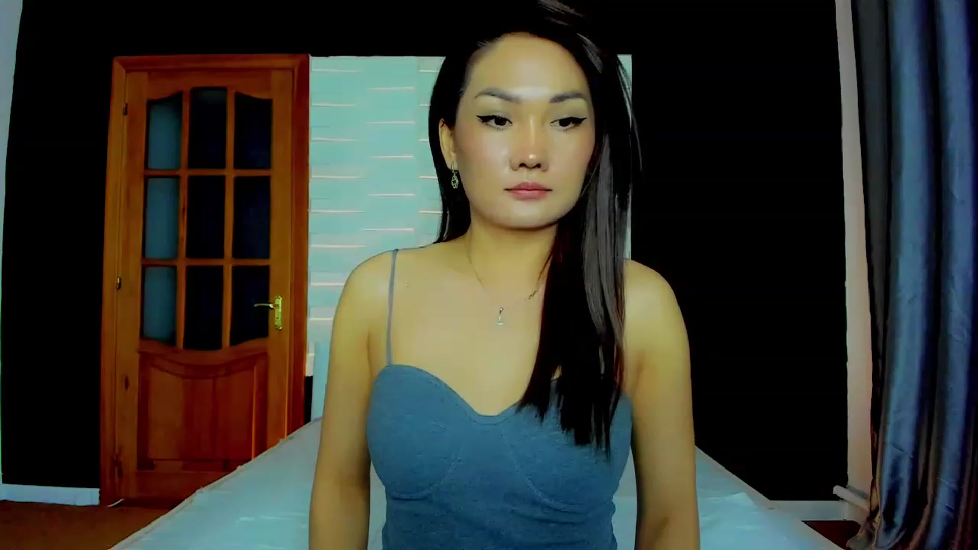 Gallery image thumbnail from Oiuysgdb's myfreecams stream on, 03/27/2023, 15:05 image 11 of 20