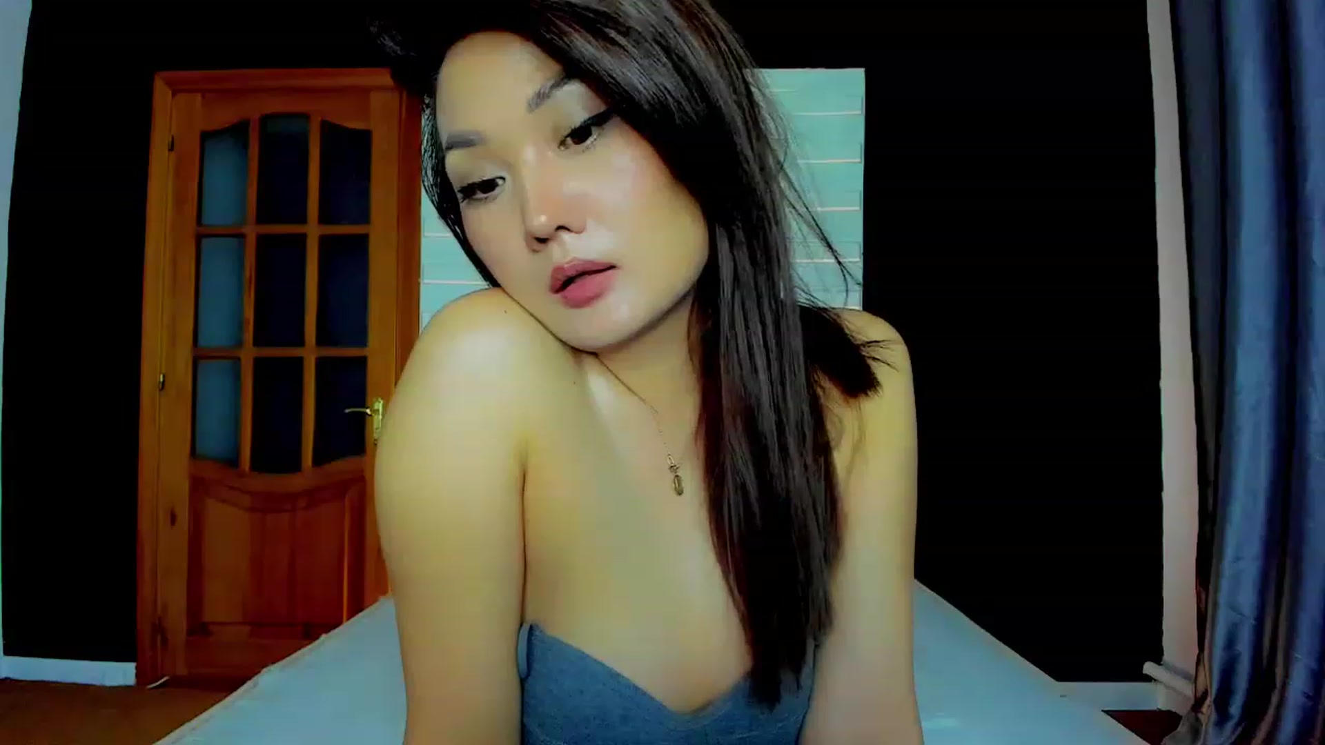 Gallery image thumbnail from Oiuysgdb's myfreecams stream on, 03/27/2023, 17:39 image 18 of 20