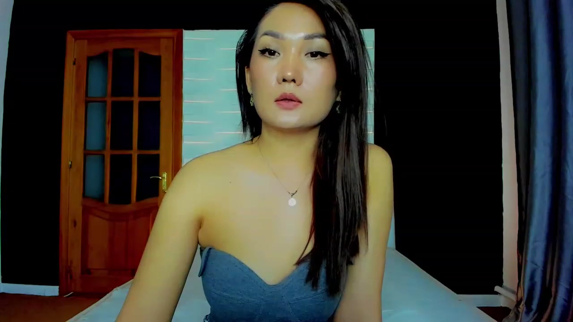 Gallery image thumbnail from Oiuysgdb's myfreecams stream on, 03/27/2023, 17:39 image 19 of 20
