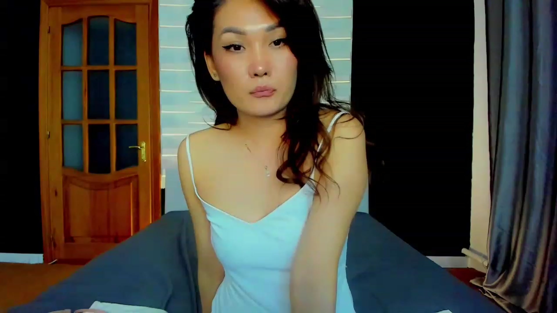 Gallery image thumbnail from Oiuysgdb's myfreecams stream on, 03/30/2023, 16:02 image 16 of 20