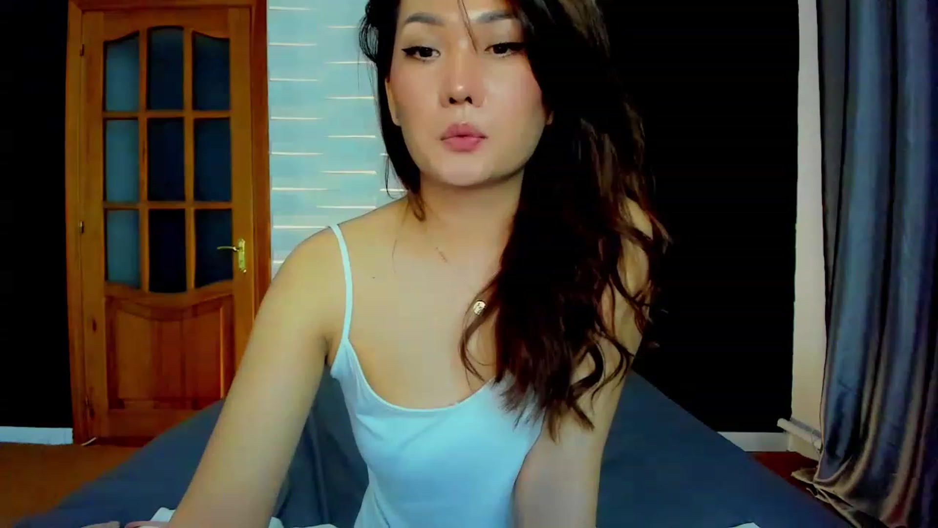 Gallery image thumbnail from Oiuysgdb's myfreecams stream on, 03/30/2023, 16:02 image 13 of 20