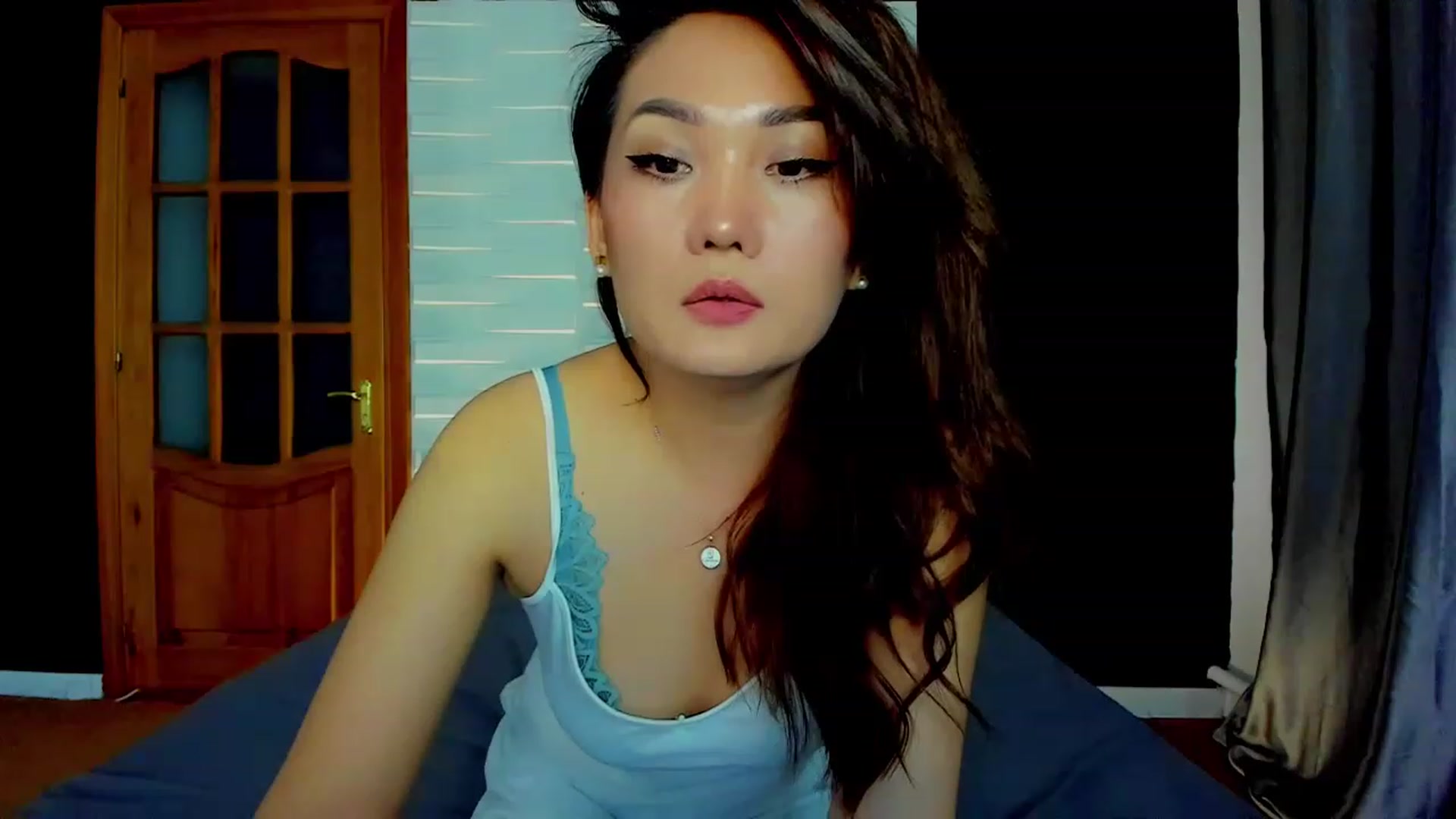 Gallery image thumbnail from Oiuysgdb's myfreecams stream on, 03/31/2023, 16:10 image 19 of 20