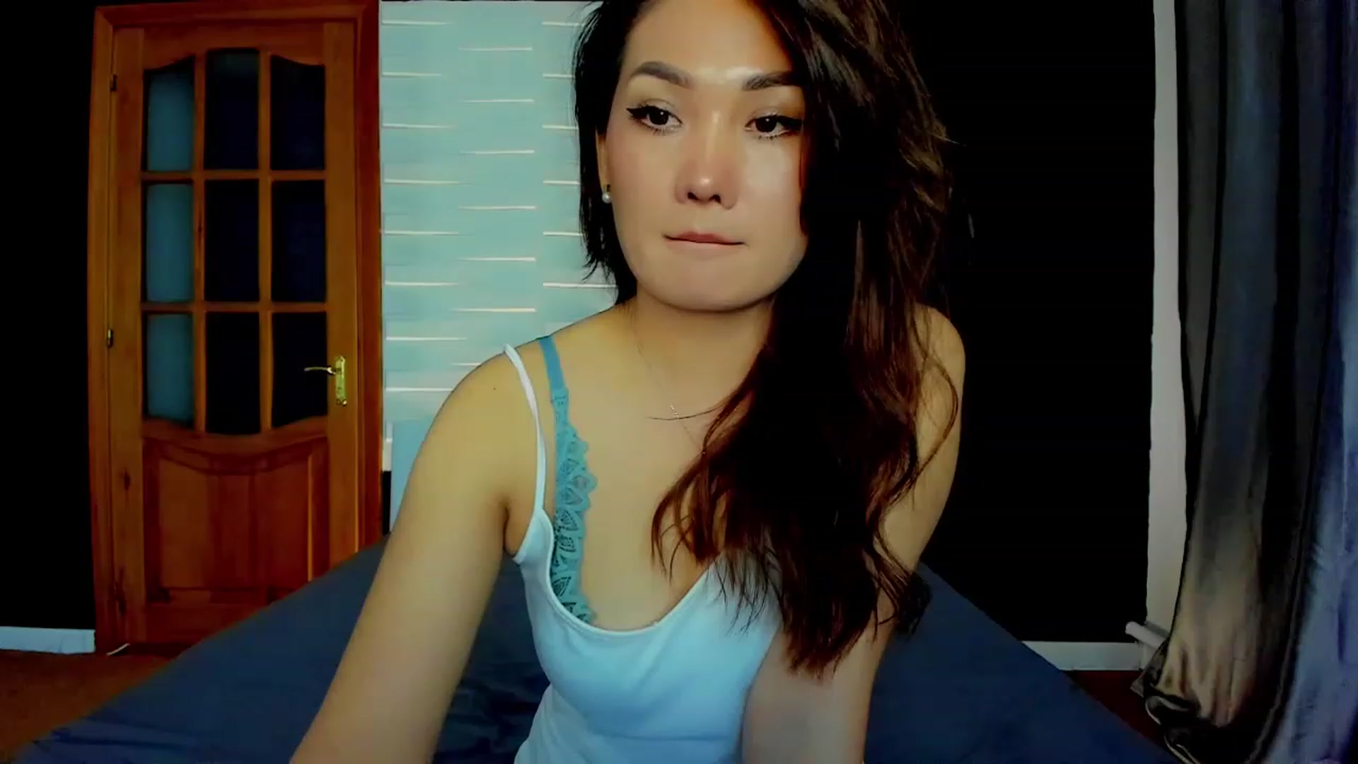 Gallery image thumbnail from Oiuysgdb's myfreecams stream on, 03/31/2023, 16:10 image 10 of 20