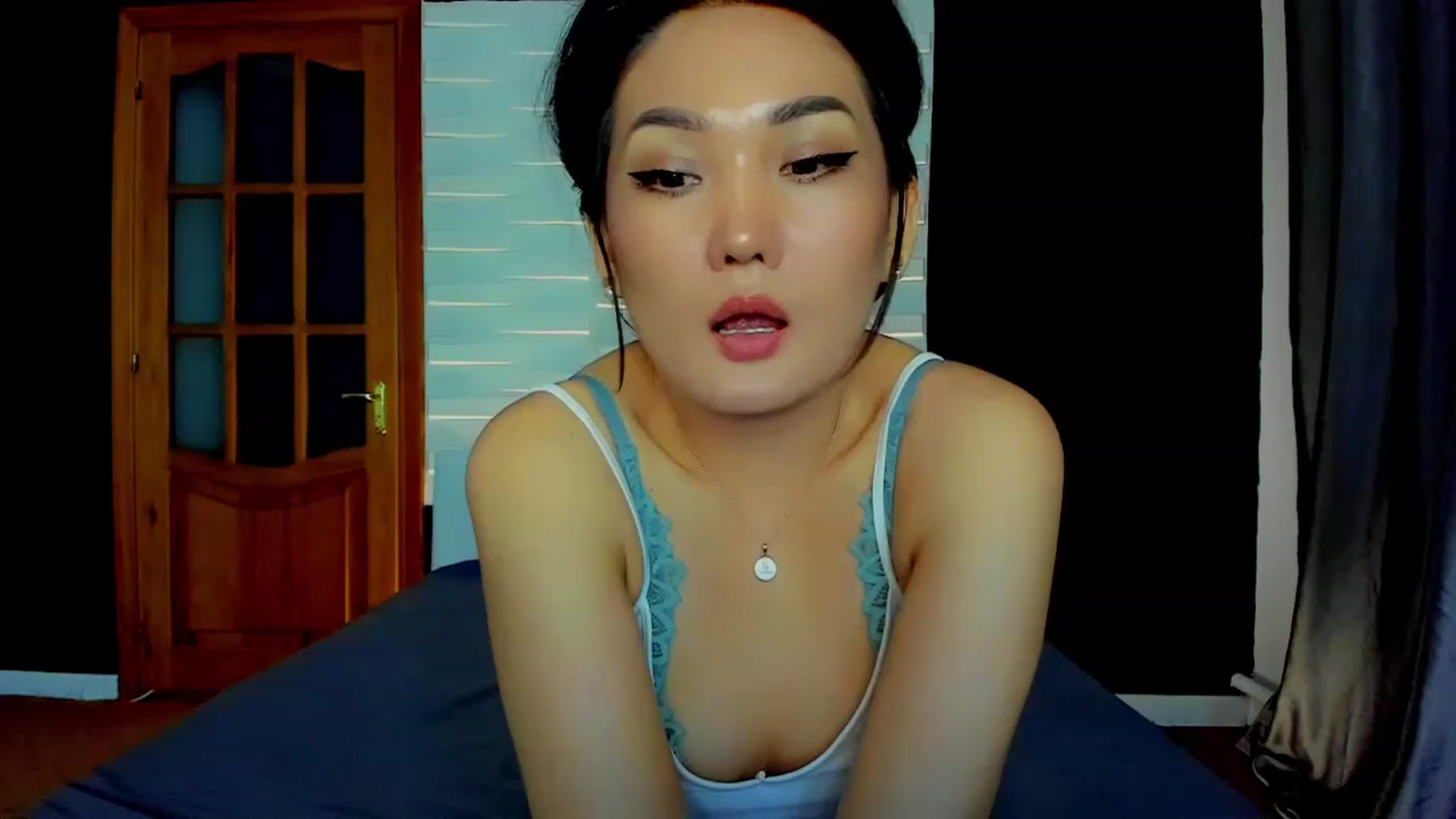Gallery image thumbnail from Oiuysgdb's myfreecams stream on, 03/31/2023, 16:10 image 2 of 20