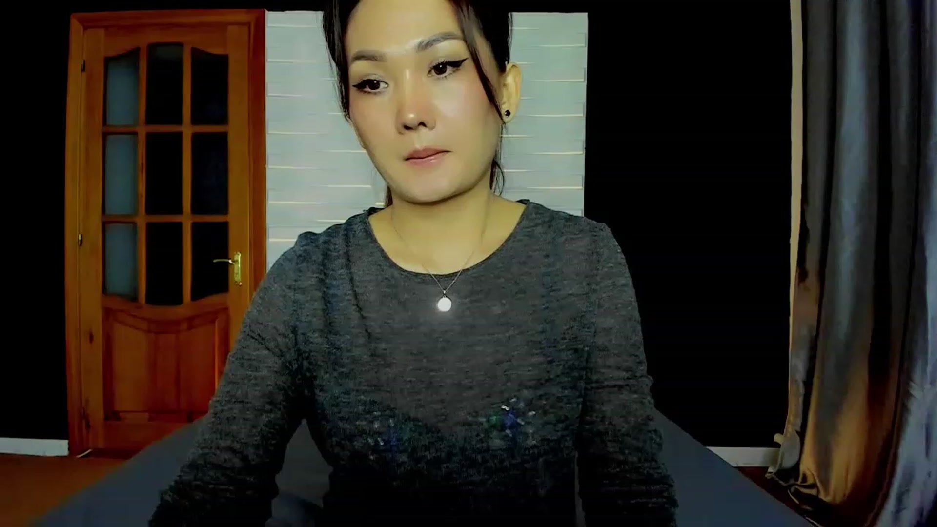 Gallery image thumbnail from Oiuysgdb's myfreecams stream on, 04/03/2023, 14:44 image 4 of 20