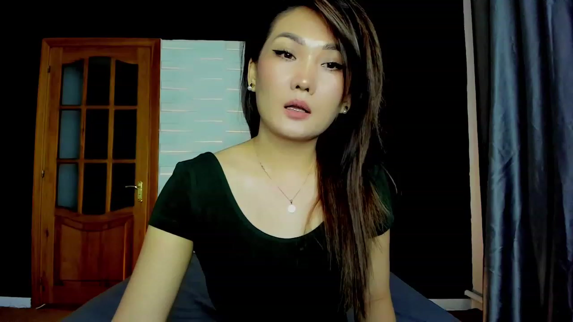 Gallery image thumbnail from Oiuysgdb's myfreecams stream on, 04/08/2023, 15:10 image 1 of 20