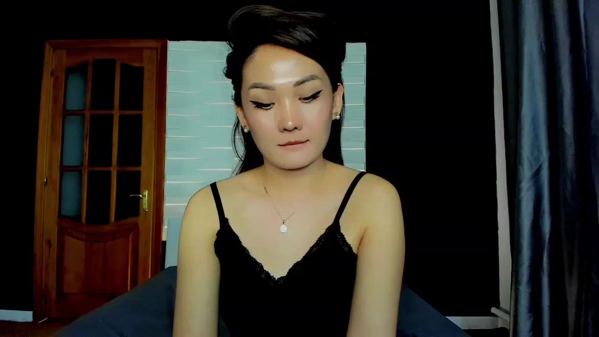 Gallery image thumbnail from Oiuysgdb's myfreecams stream on, 04/09/2023, 14:57 image 10 of 20