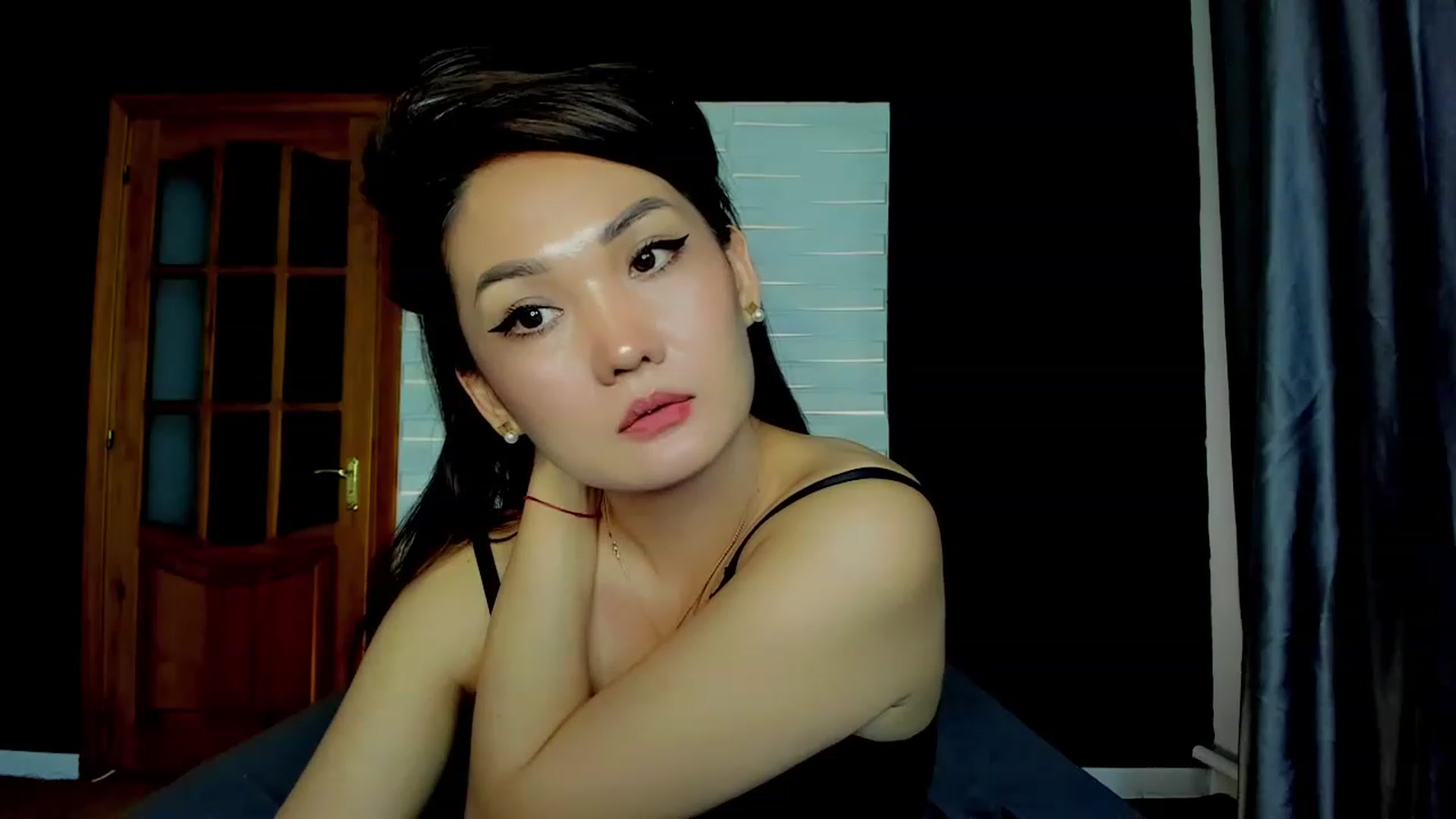 Gallery image thumbnail from Oiuysgdb's myfreecams stream on, 04/09/2023, 14:57 image 14 of 20