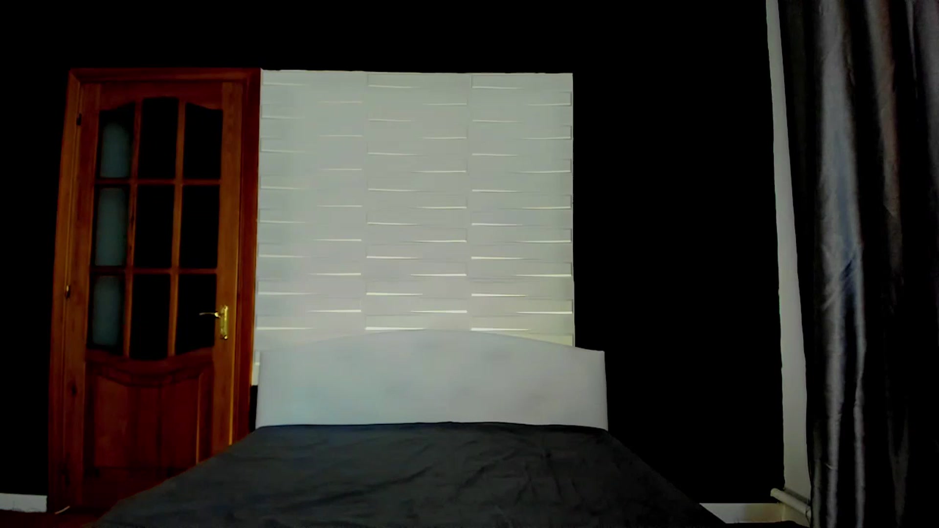 Gallery image thumbnail from Oiuysgdb's myfreecams stream on, 04/15/2023, 16:08 image 2 of 20