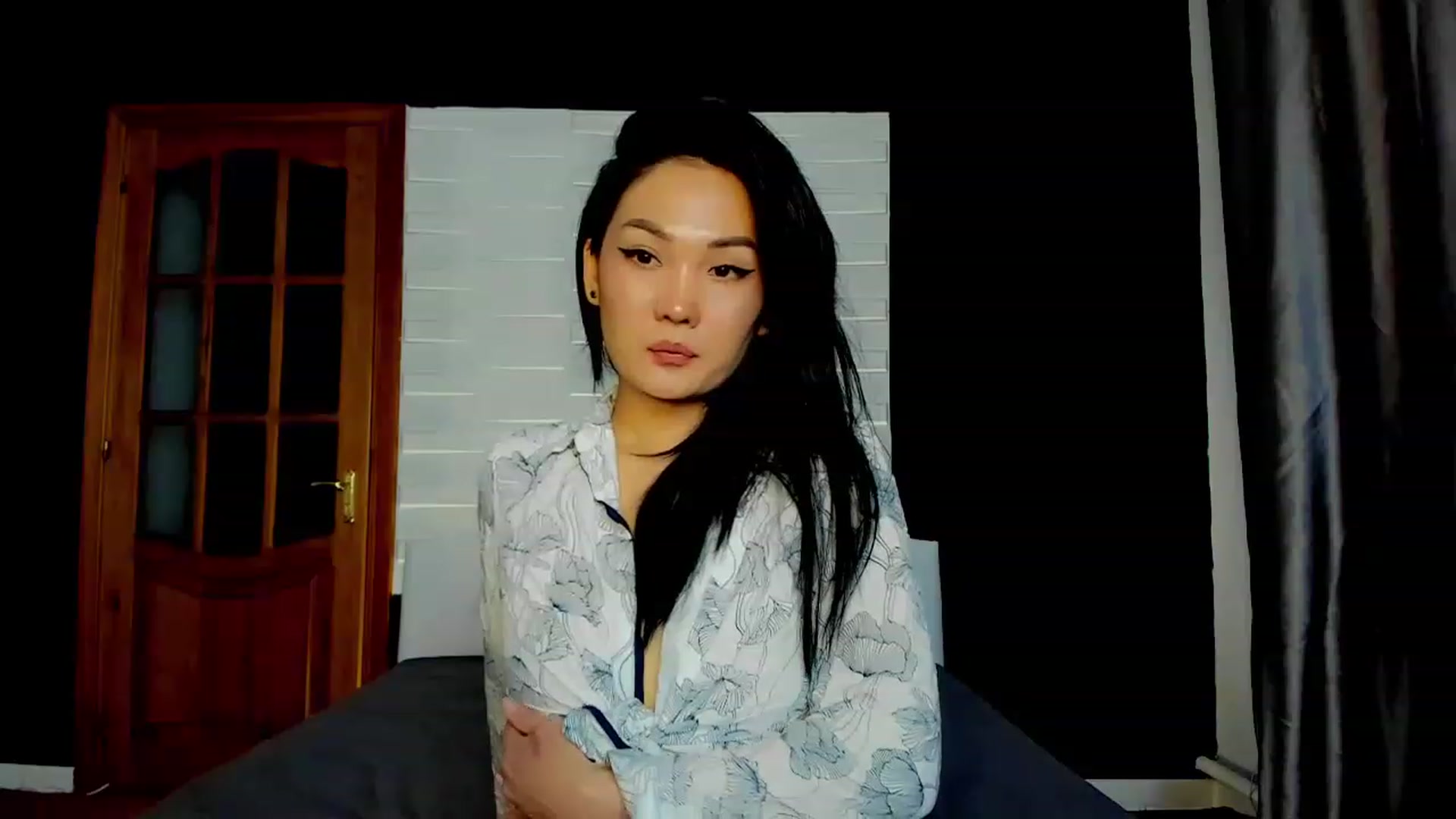 Gallery image thumbnail from Oiuysgdb's myfreecams stream on, 04/15/2023, 17:00 image 15 of 20