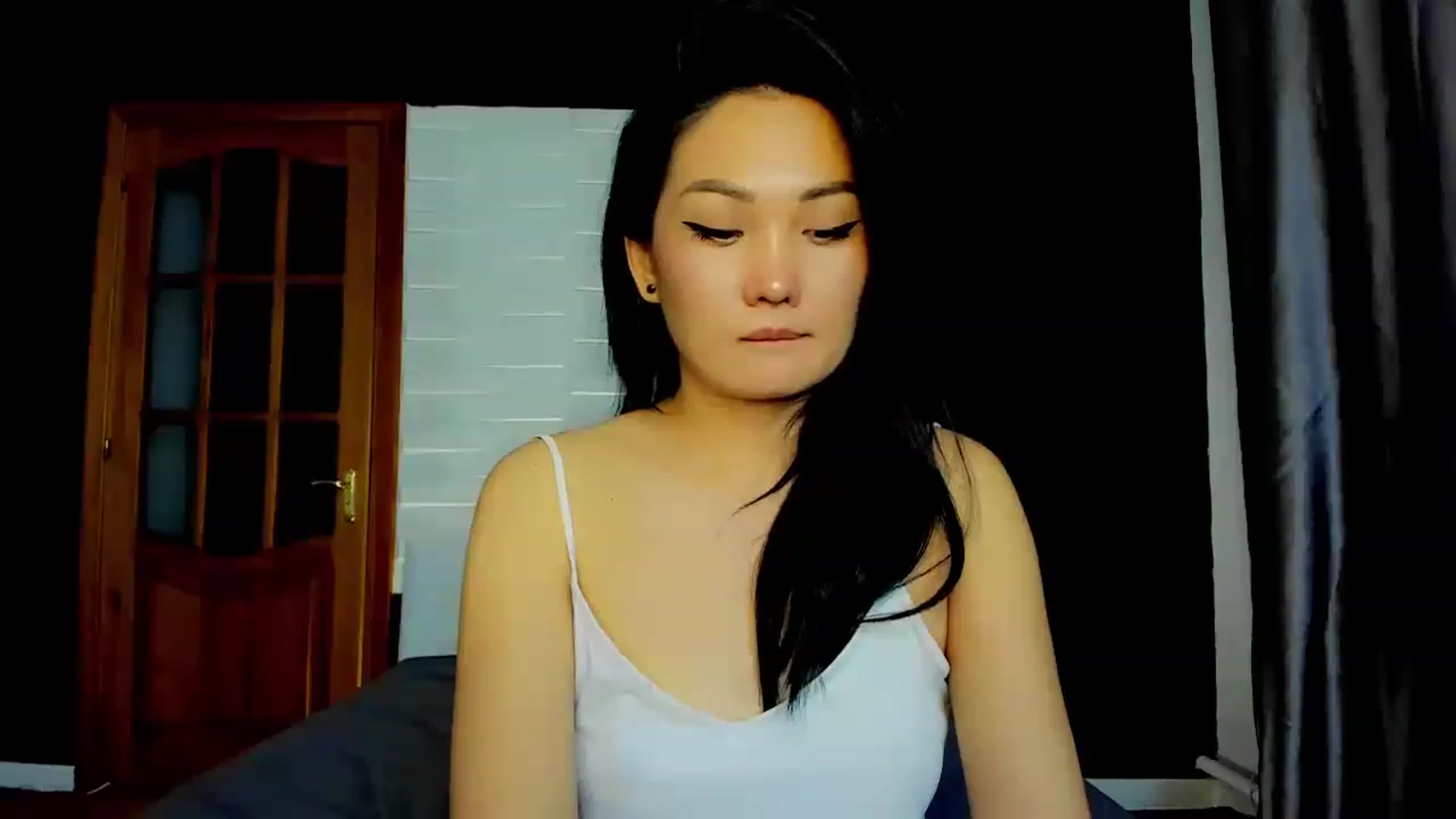 Gallery image thumbnail from Oiuysgdb's myfreecams stream on, 04/15/2023, 17:50 image 20 of 20