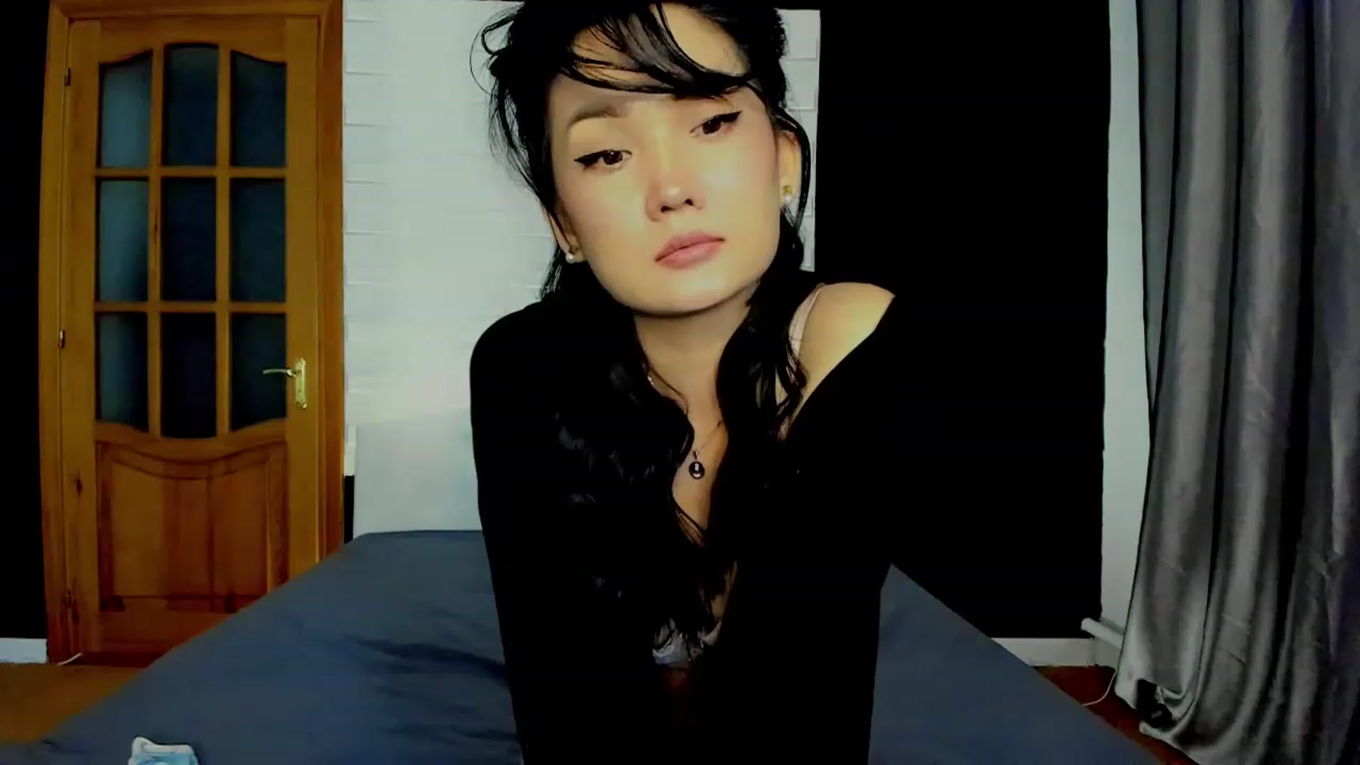 Gallery image thumbnail from Oiuysgdb's myfreecams stream on, 04/30/2023, 15:28 image 6 of 20
