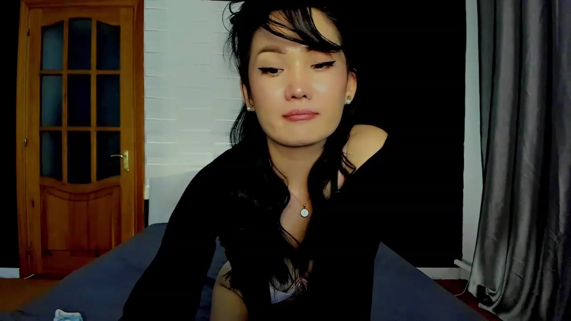Gallery image thumbnail from Oiuysgdb's myfreecams stream on, 04/30/2023, 15:28 image 8 of 20