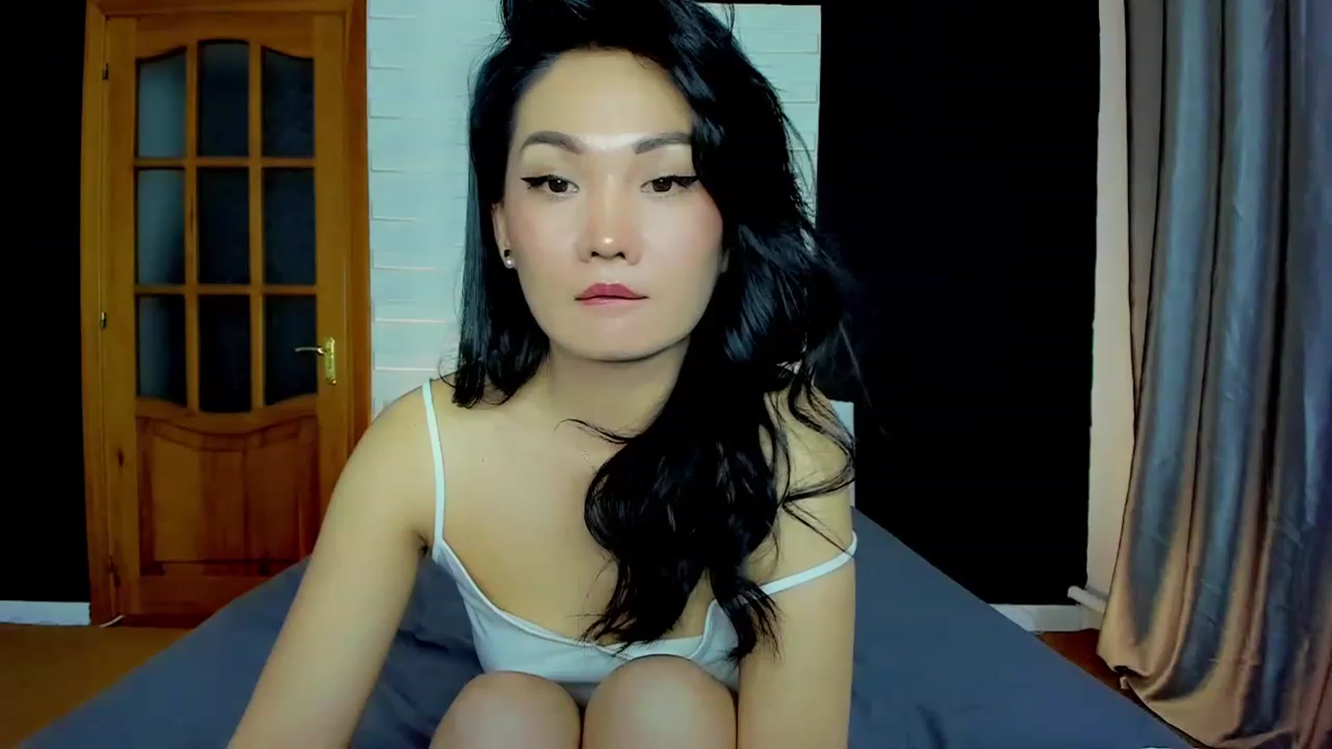 Gallery image thumbnail from Oiuysgdb's myfreecams stream on, 05/06/2023, 15:41 image 14 of 20