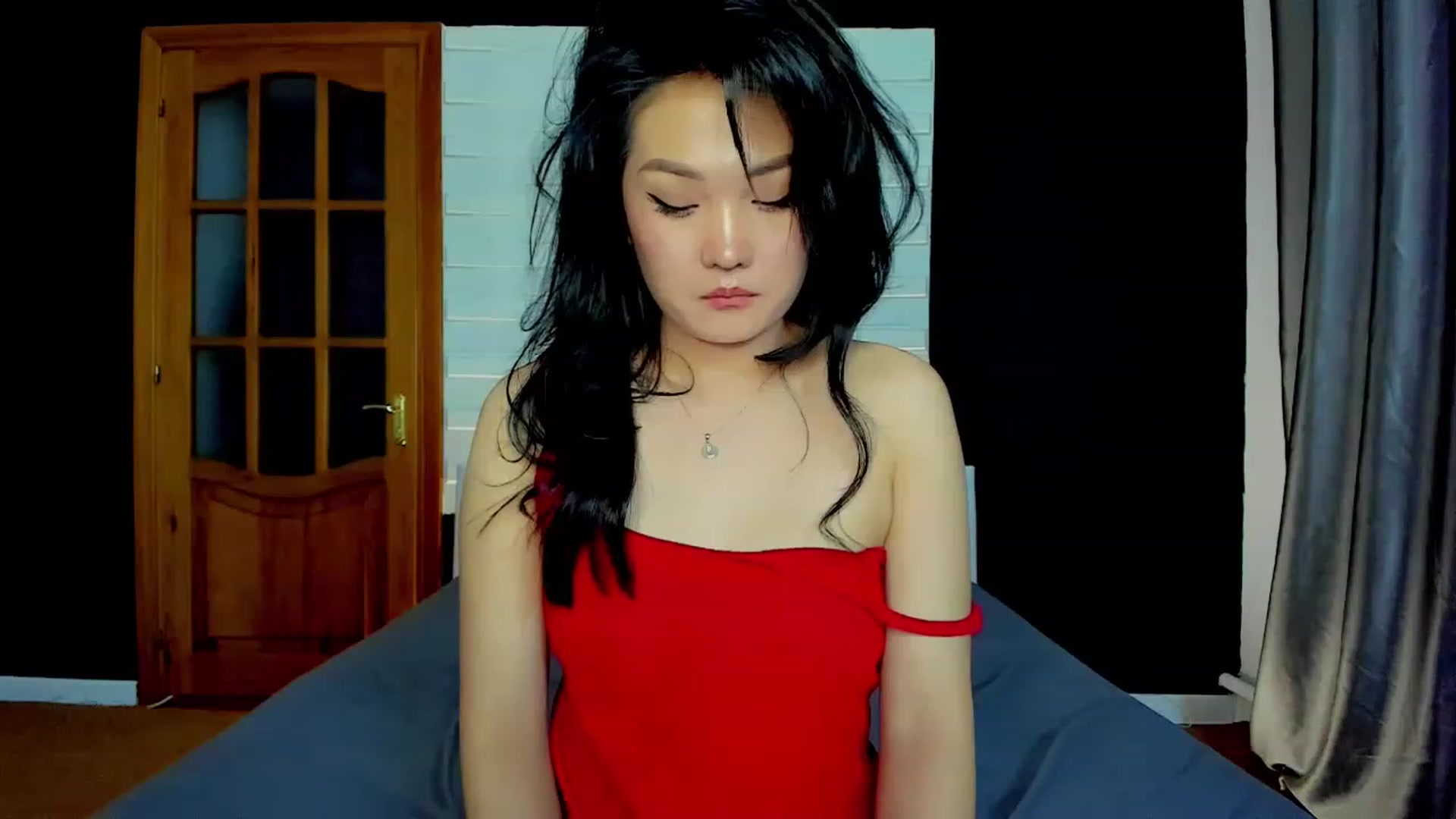 Gallery image thumbnail from Oiuysgdb's myfreecams stream on, 05/07/2023, 16:31 image 12 of 20