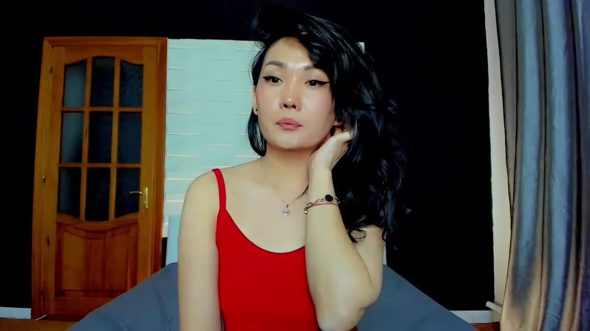 Gallery image thumbnail from Oiuysgdb's myfreecams stream on, 05/09/2023, 16:46 image 17 of 20