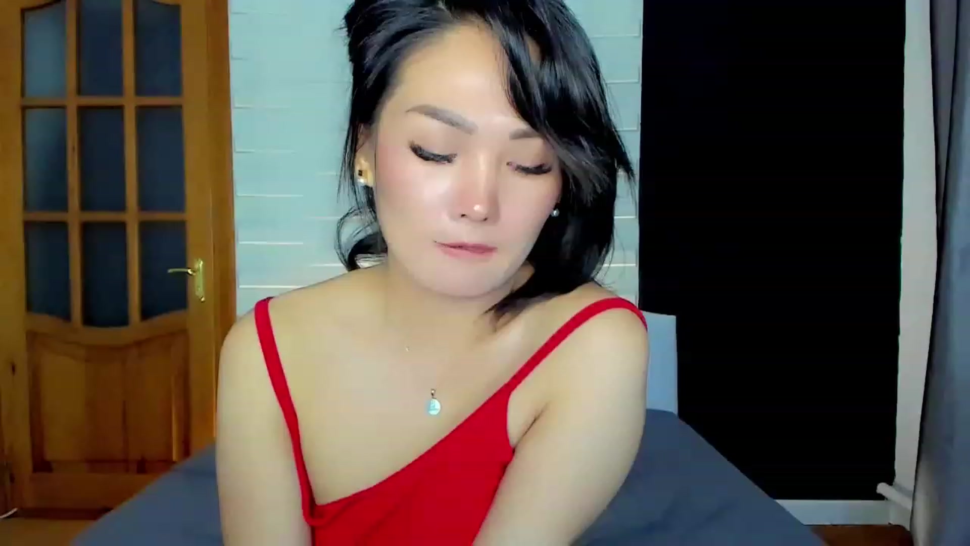 Gallery image thumbnail from Oiuysgdb's myfreecams stream on, 05/25/2023, 16:14 image 8 of 20