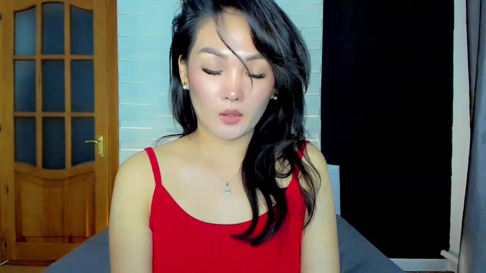 Gallery image thumbnail from Oiuysgdb's myfreecams stream on, 05/25/2023, 16:14 image 16 of 20
