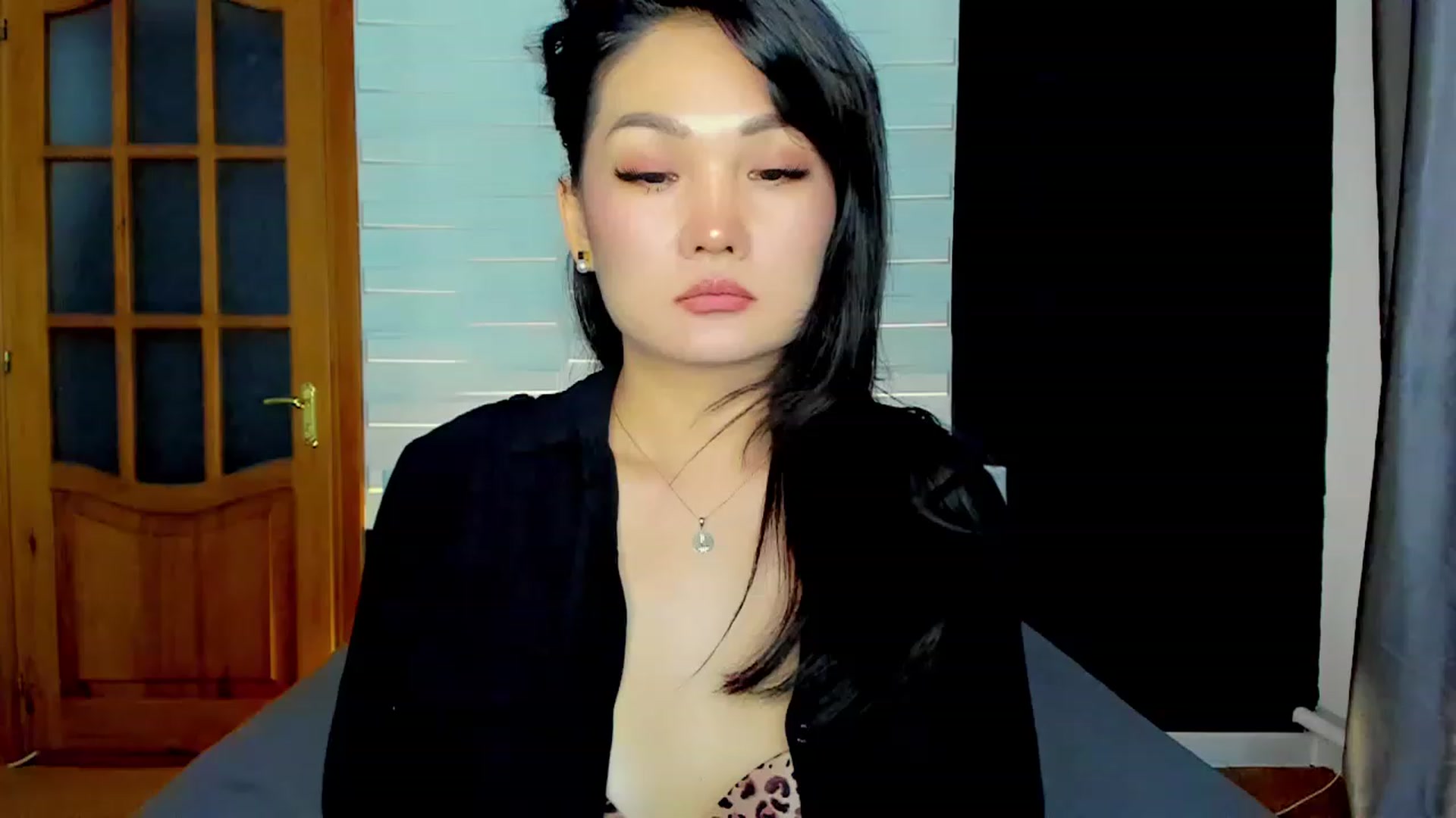 Gallery image thumbnail from Oiuysgdb's myfreecams stream on, 05/26/2023, 14:57 image 1 of 20