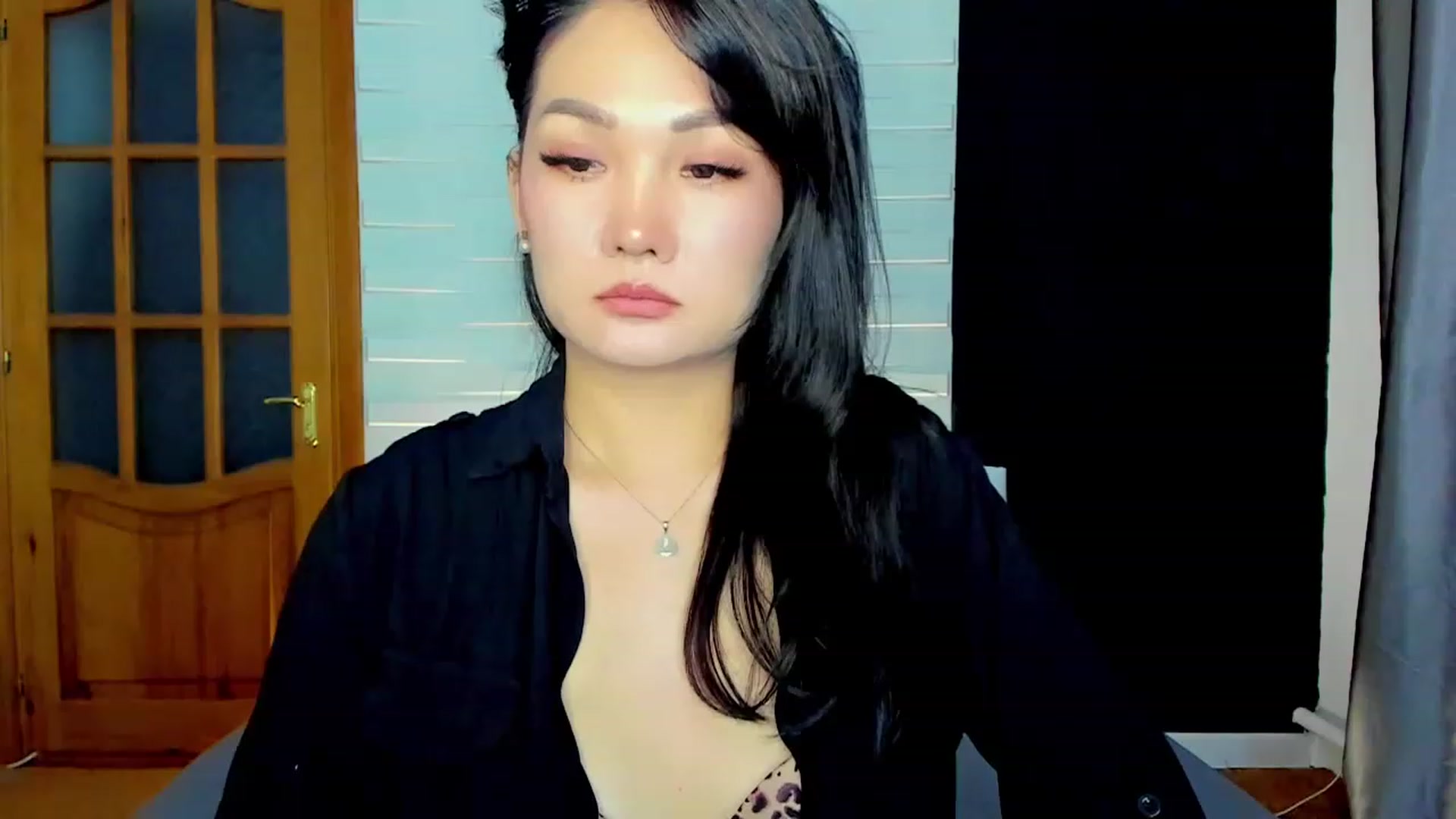 Gallery image thumbnail from Oiuysgdb's myfreecams stream on, 05/26/2023, 14:57 image 3 of 20