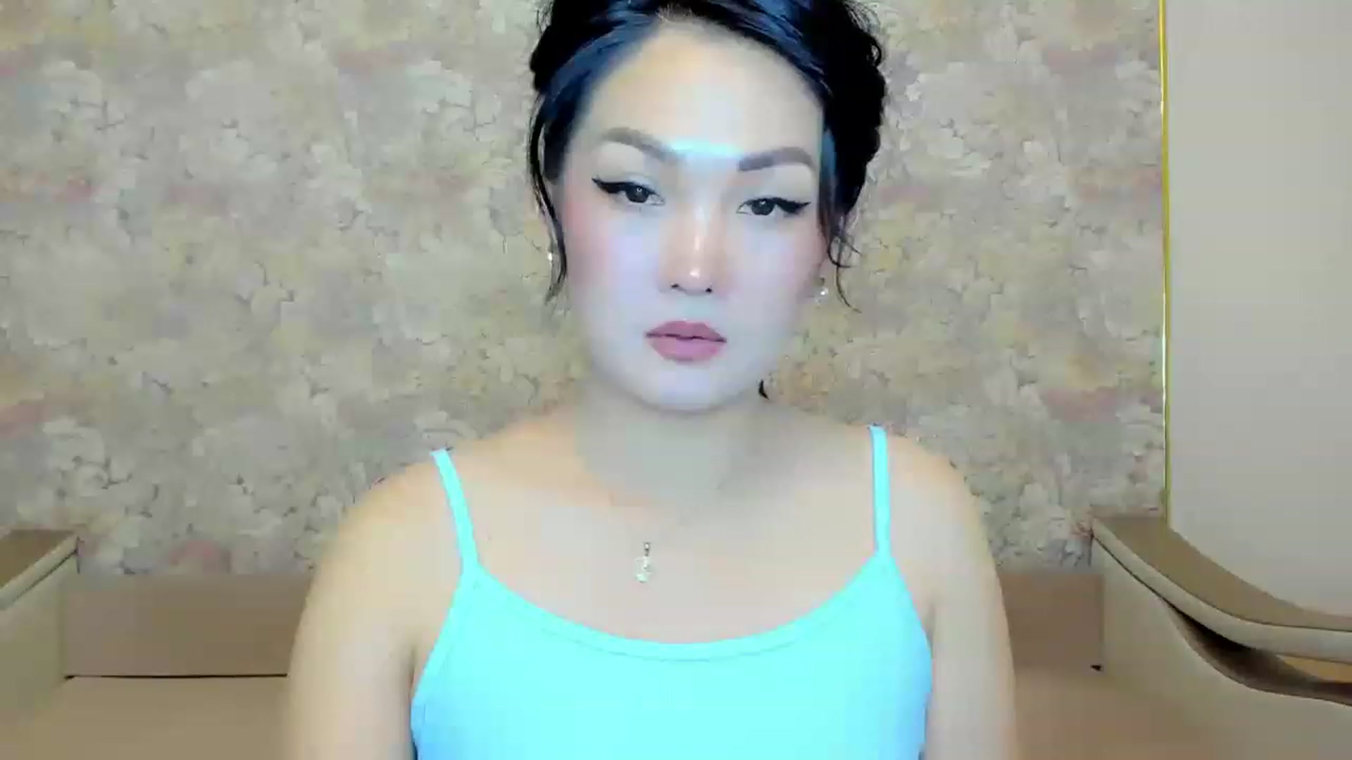 Gallery image thumbnail from Oiuysgdb's myfreecams stream on, 06/04/2023, 15:29 image 14 of 20