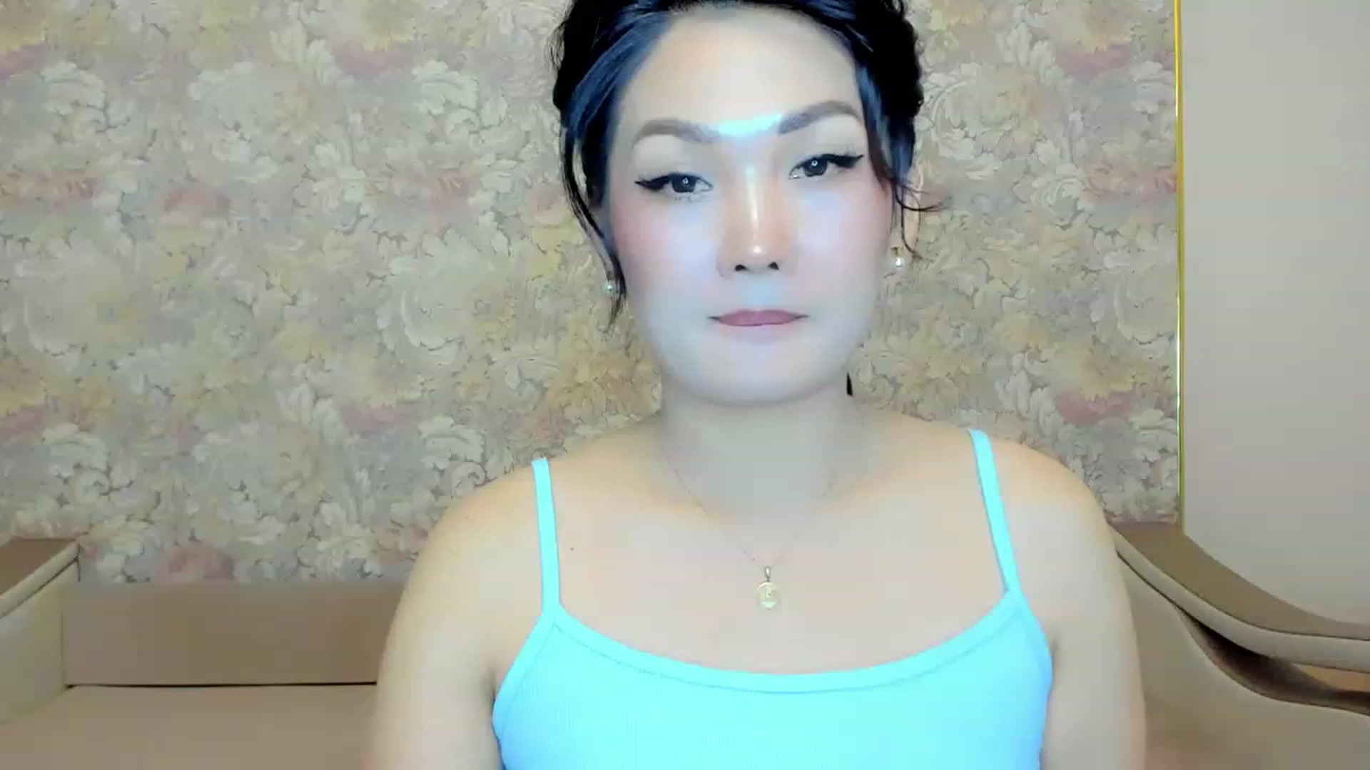 Gallery image thumbnail from Oiuysgdb's myfreecams stream on, 06/04/2023, 16:06 image 8 of 20